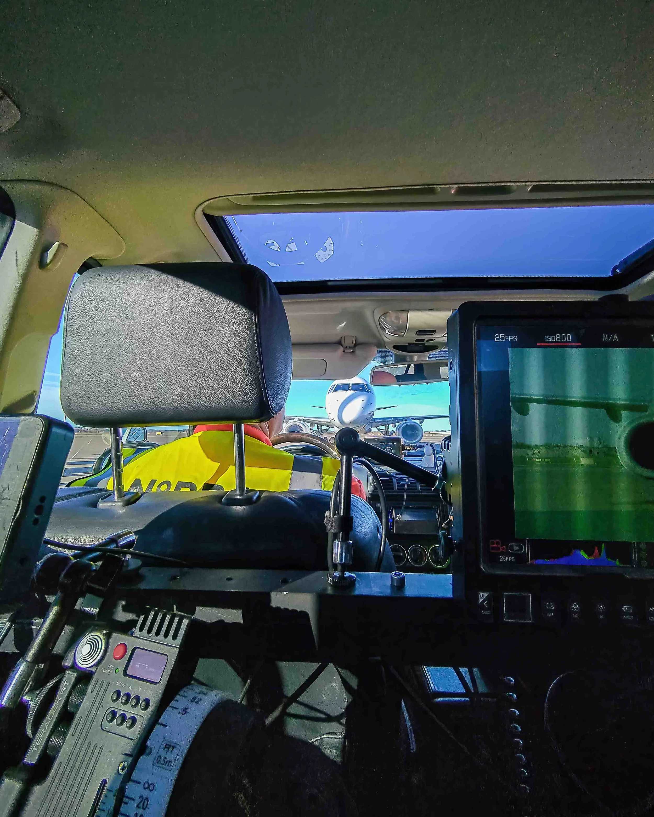 Inside-Arcticarm-Motorcrane-Car.jpg