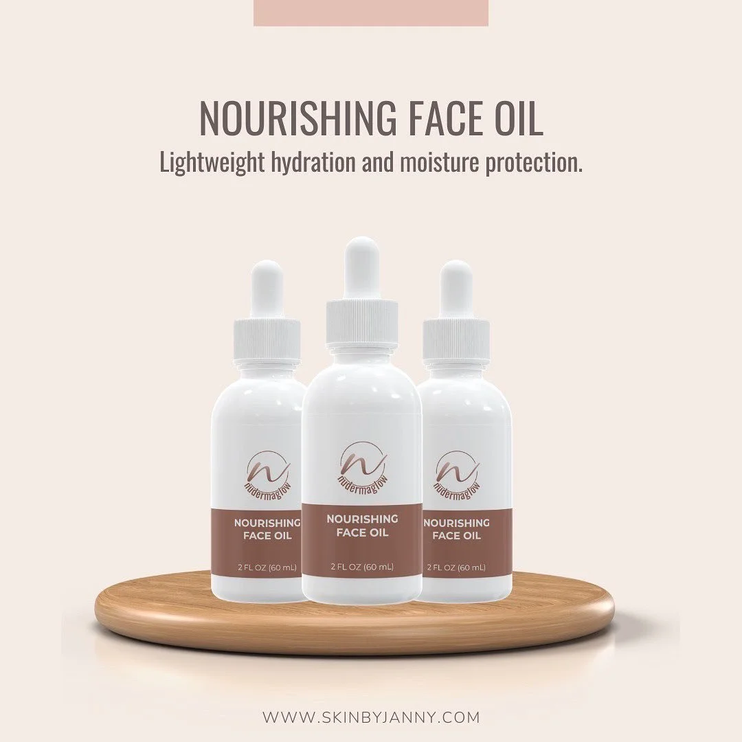 This facial oil provides lightweight hydration and moisture protection. It quickly absorbs into the skin and contains a blend of botanical oils that deeply hydrate and soothe. For best results, apply to slightly damp skin. It is ideal for normal or d