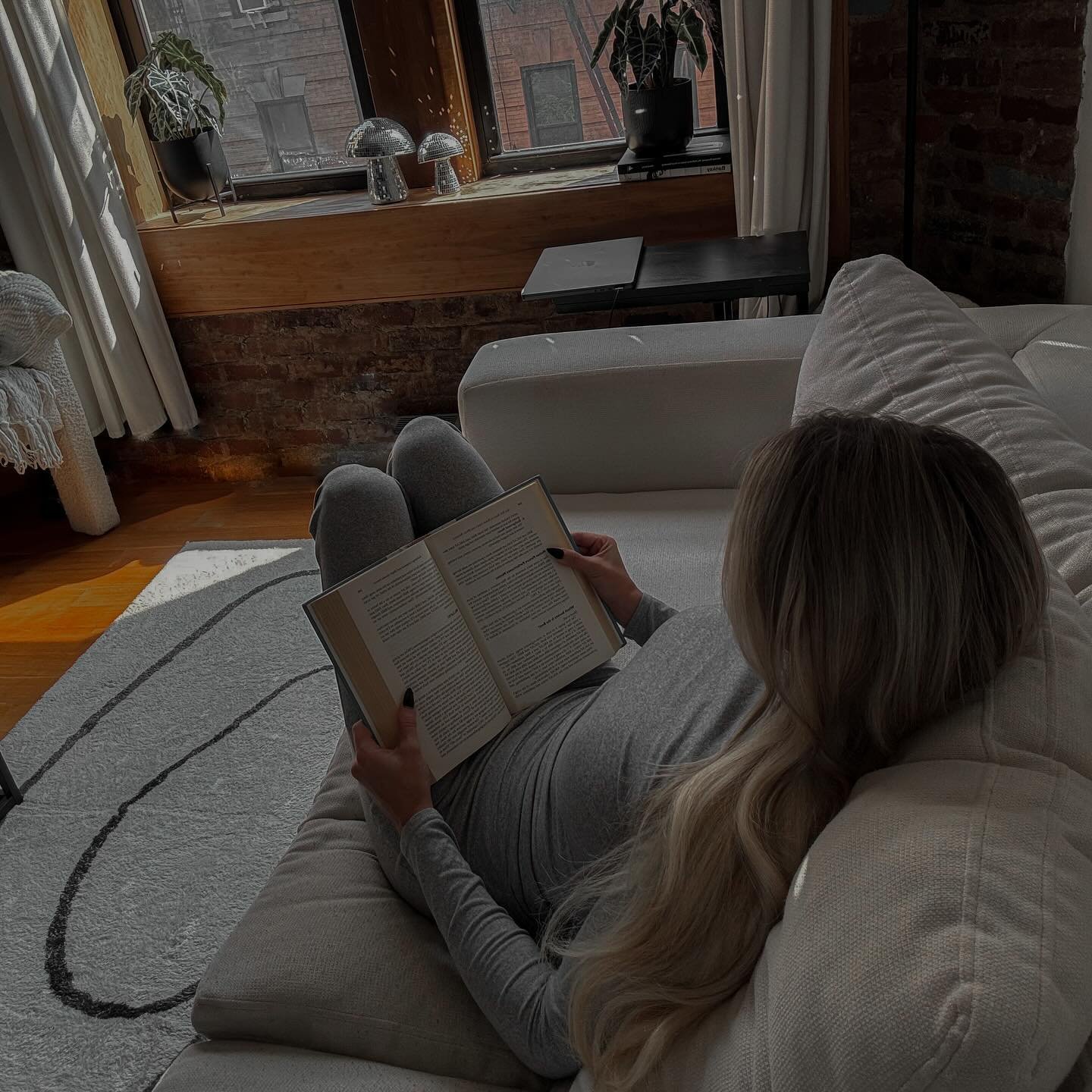 Taking the long holiday weekend to slow down, recharge, and remind myself that balance is just as important as hustle. Work hard, rest well, repeat 😌

#worklifebalance #nyc #wellnessjourney #lawyer