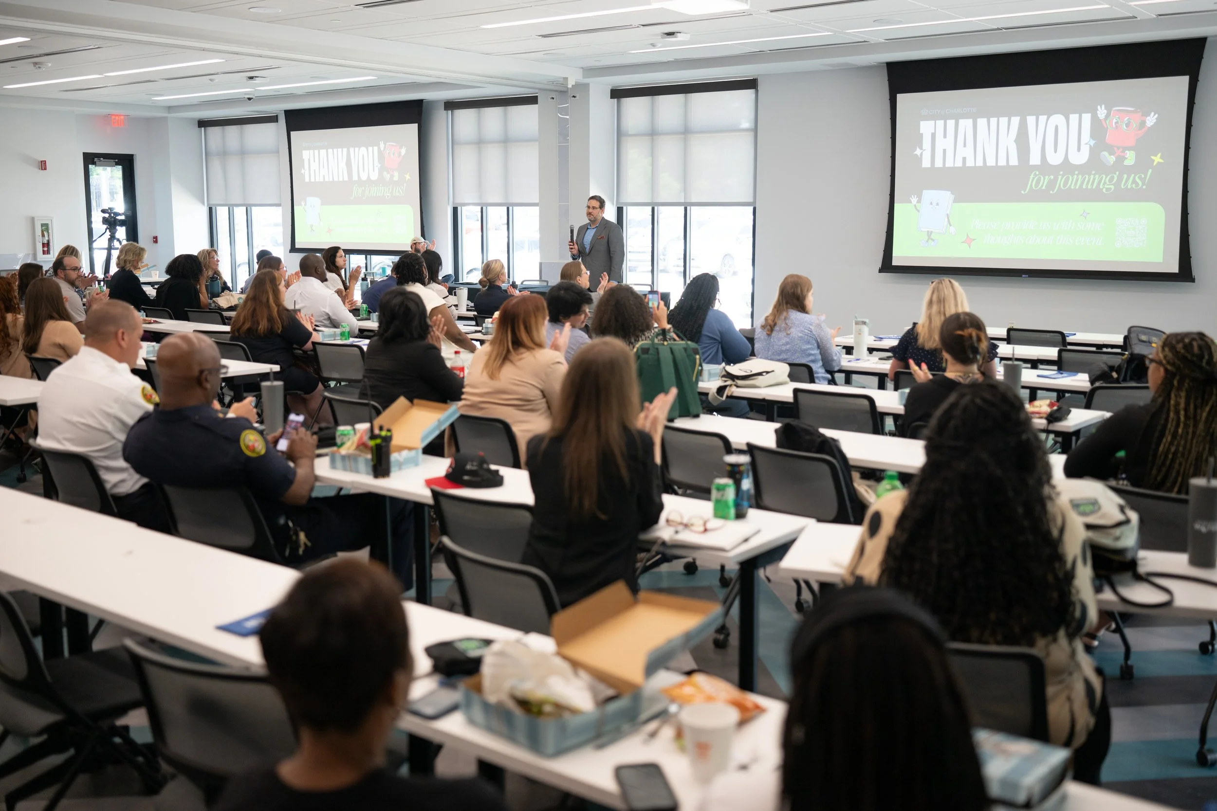 Charlotte Communicators Summit - Photographer David Flower-2701.jpg
