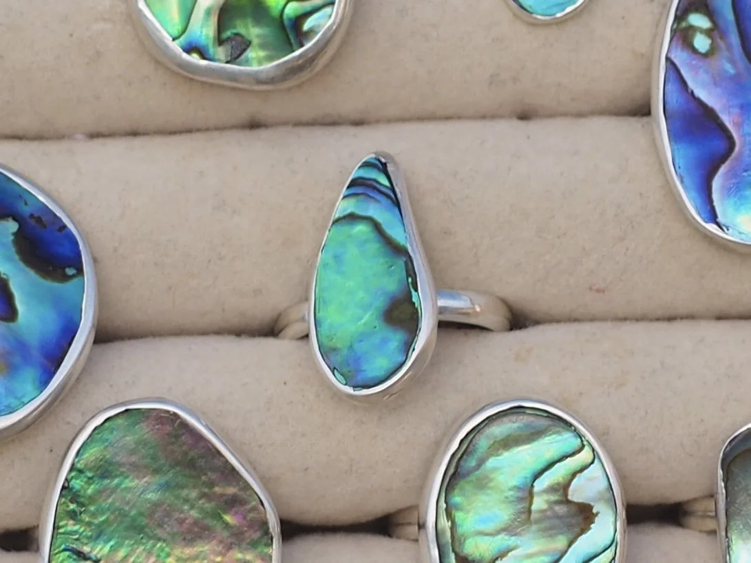Abalone Series 1 Ring 8 (size 6)