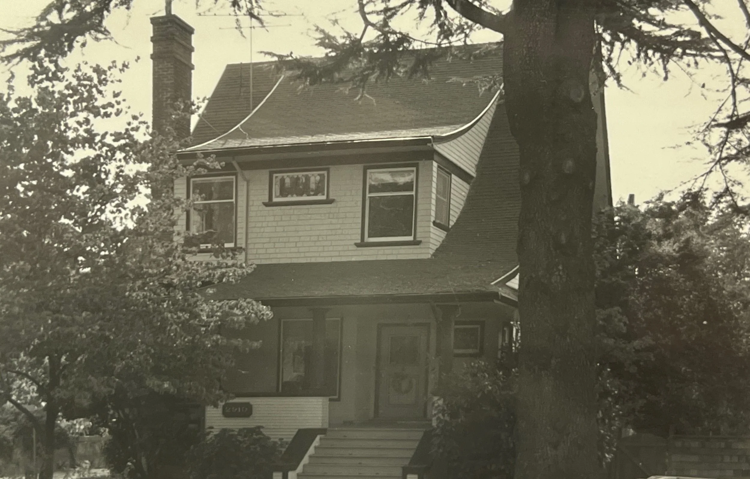Historic Property #9: Max &amp; Edith Baer House