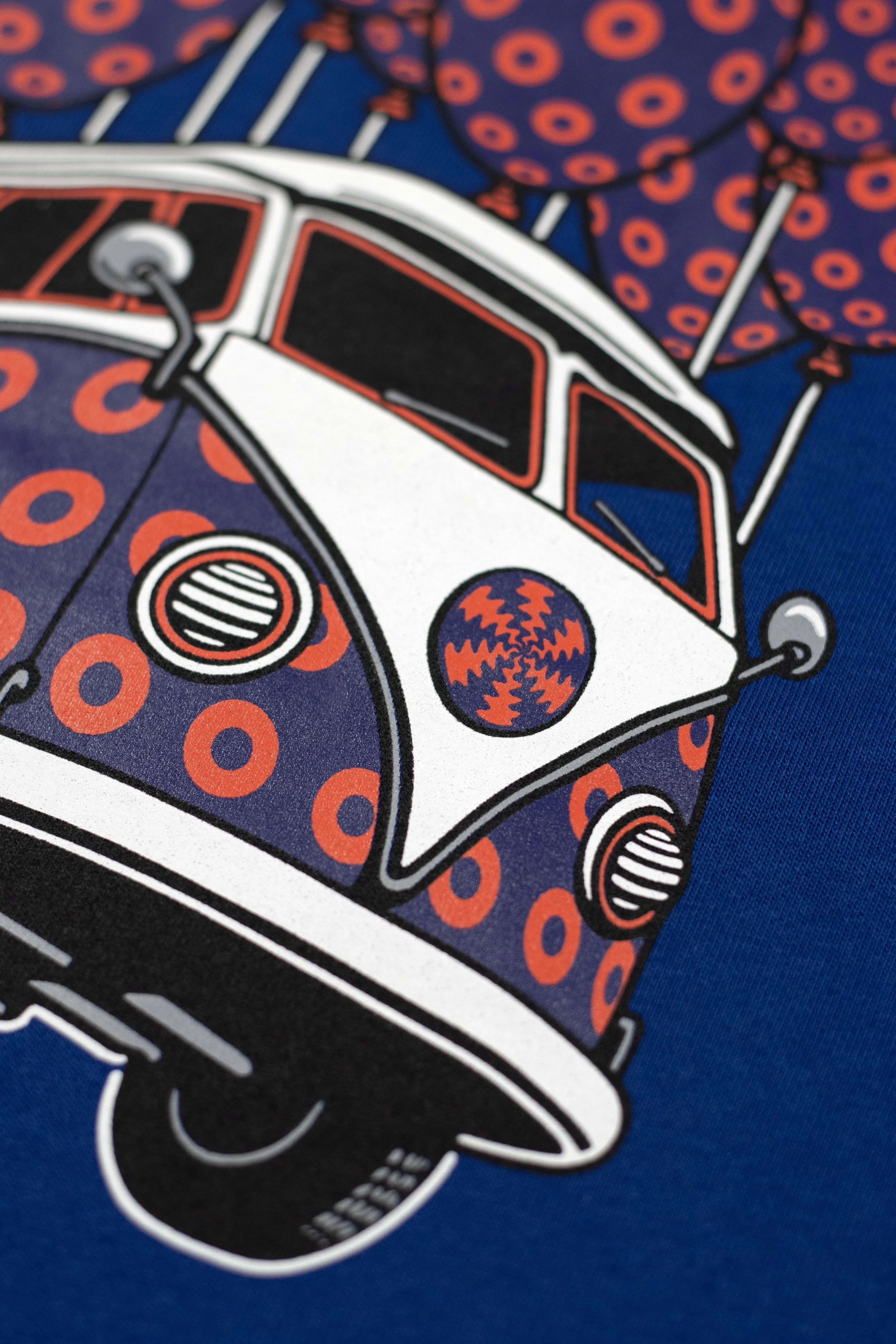 PHLYING BUS ZipUp 5 detail.jpg