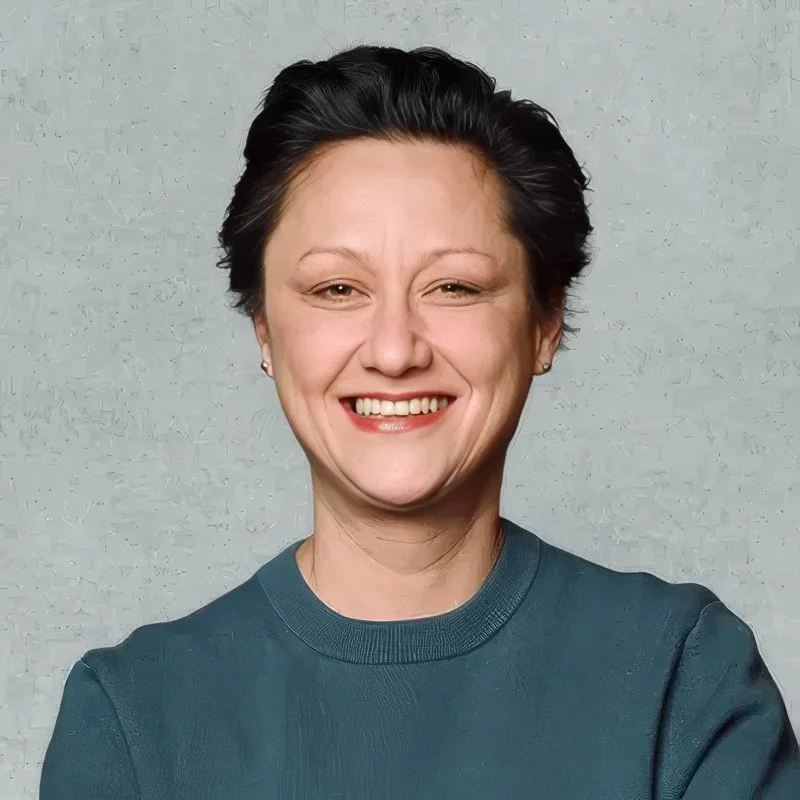 Luan Cox, Founder & CEO, FinMkt