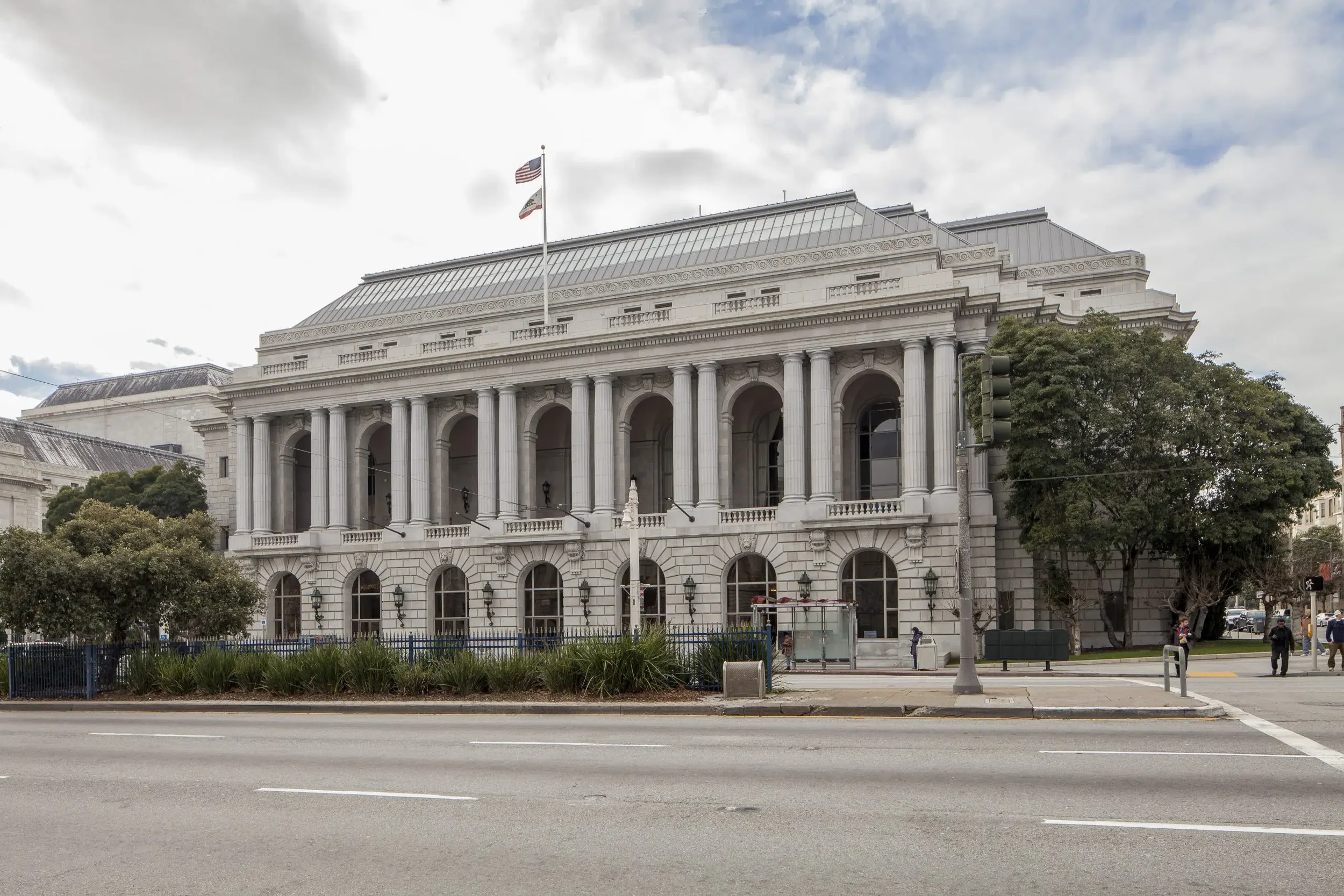 Vets-and-Herbst-Theater_MG_5036-Feature-scaled-e1627058550926.webp