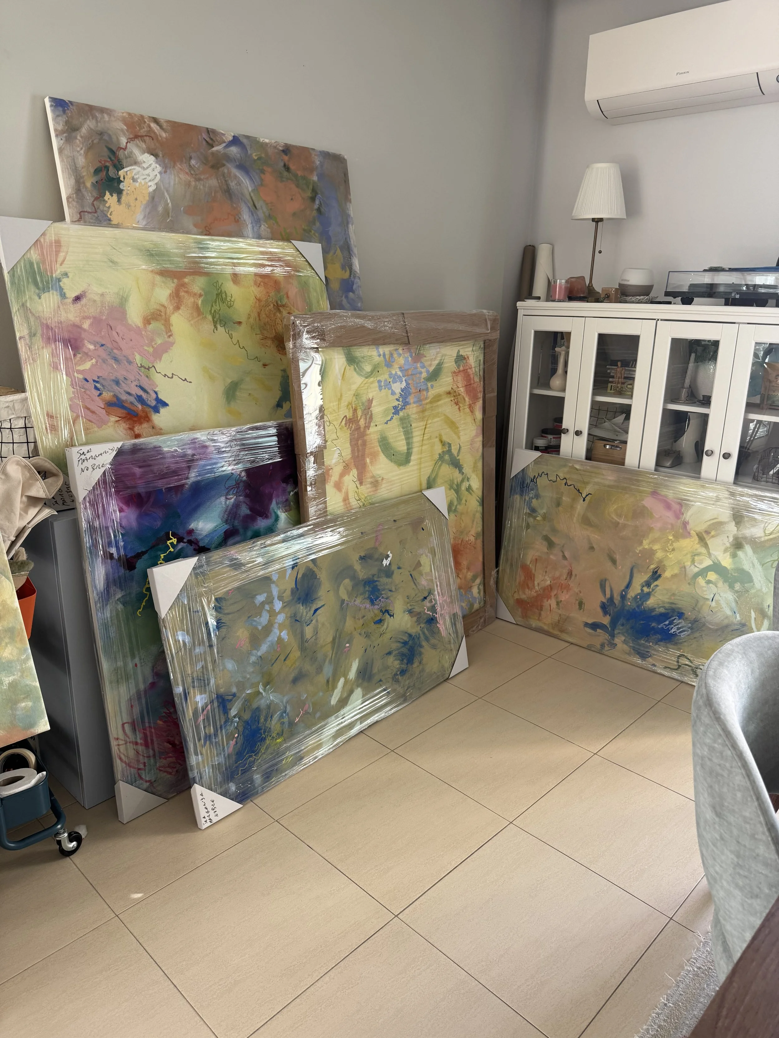 Inspirare II, yellow abstract painting by Margarida Nobre