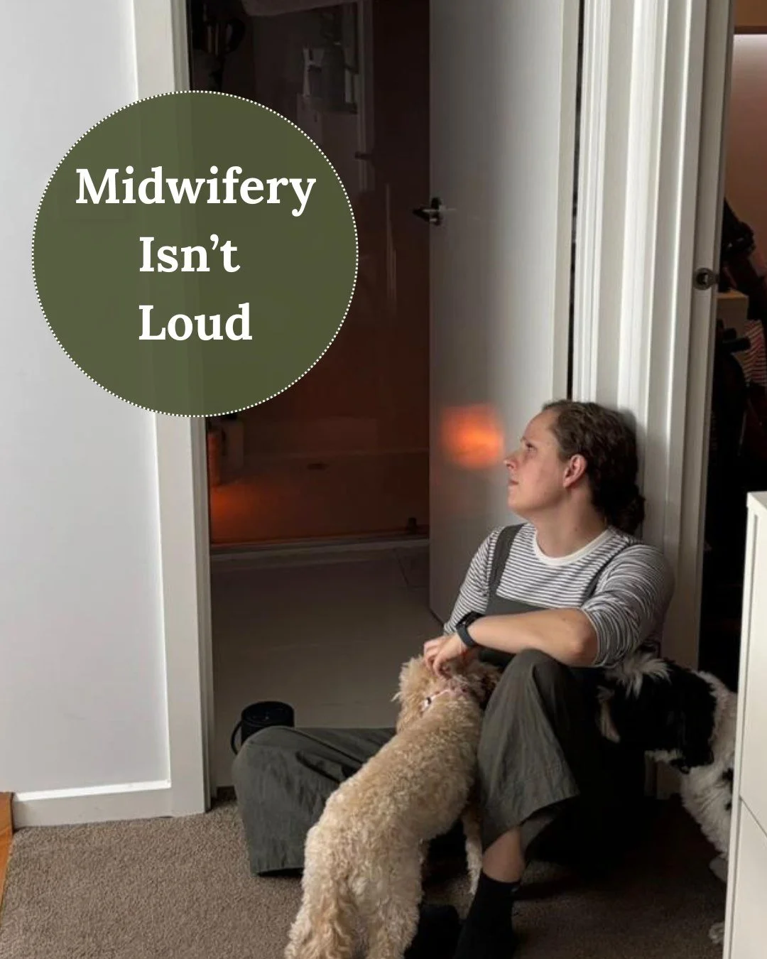 Midwifery isn&rsquo;t about being loud. 

It&rsquo;s being there, quietly, fully present, and letting you know you&rsquo;re not alone. Here&rsquo;s a candid of our lovely Bridget just outside the bathroom, supporting a labouring woman by &lsquo;being