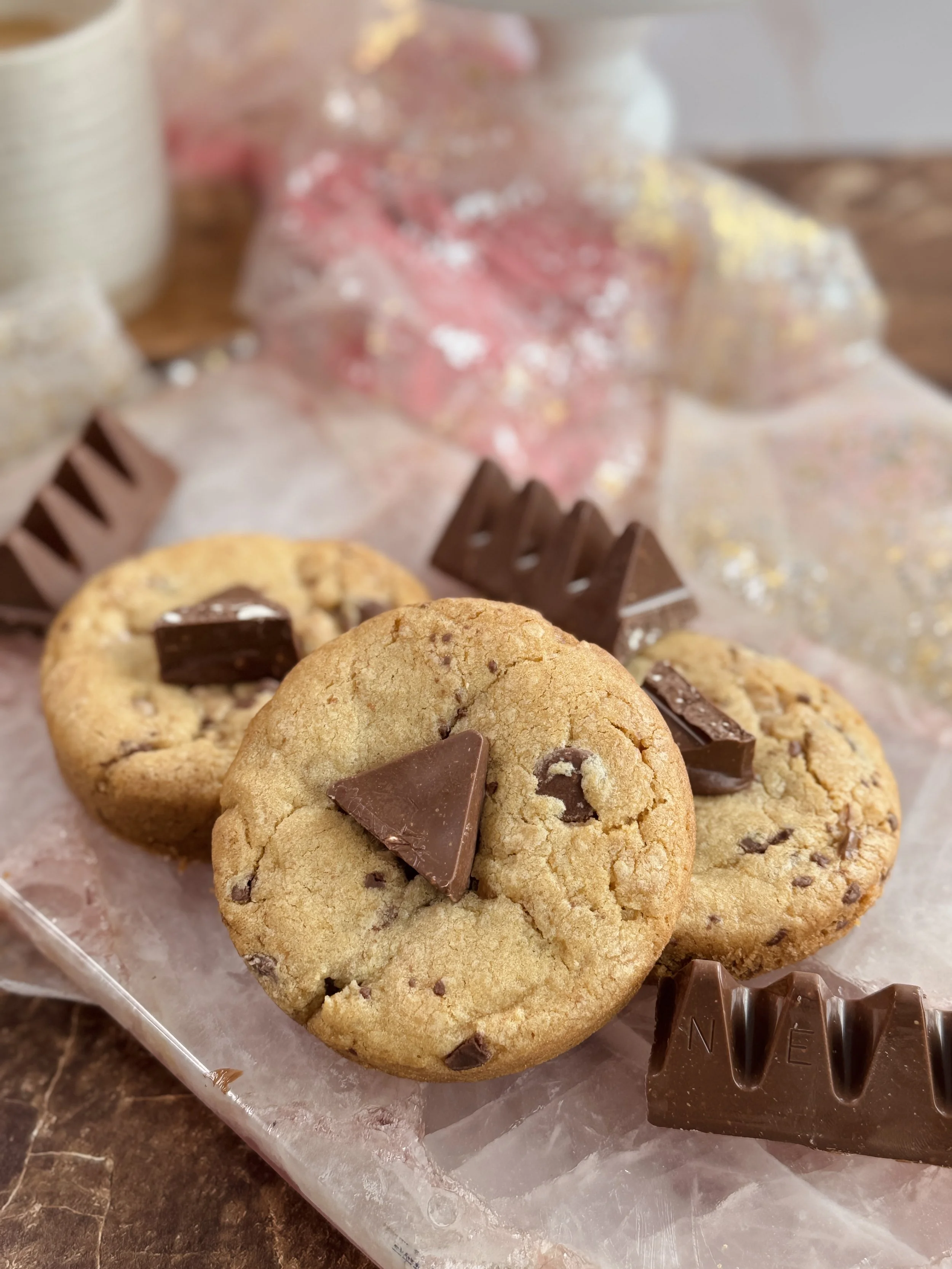 love triangle cookie