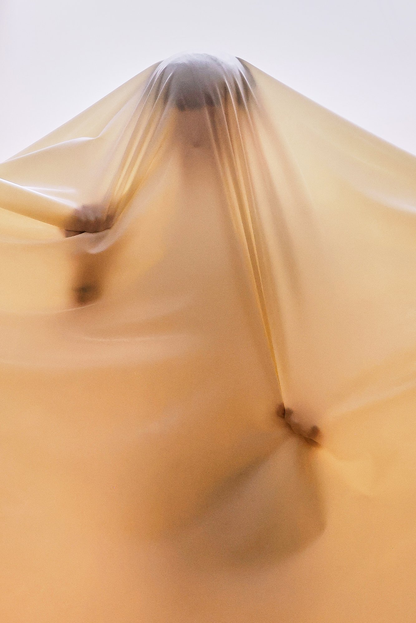10_Julia Rohner_Latex_Emil0849_inst.jpg