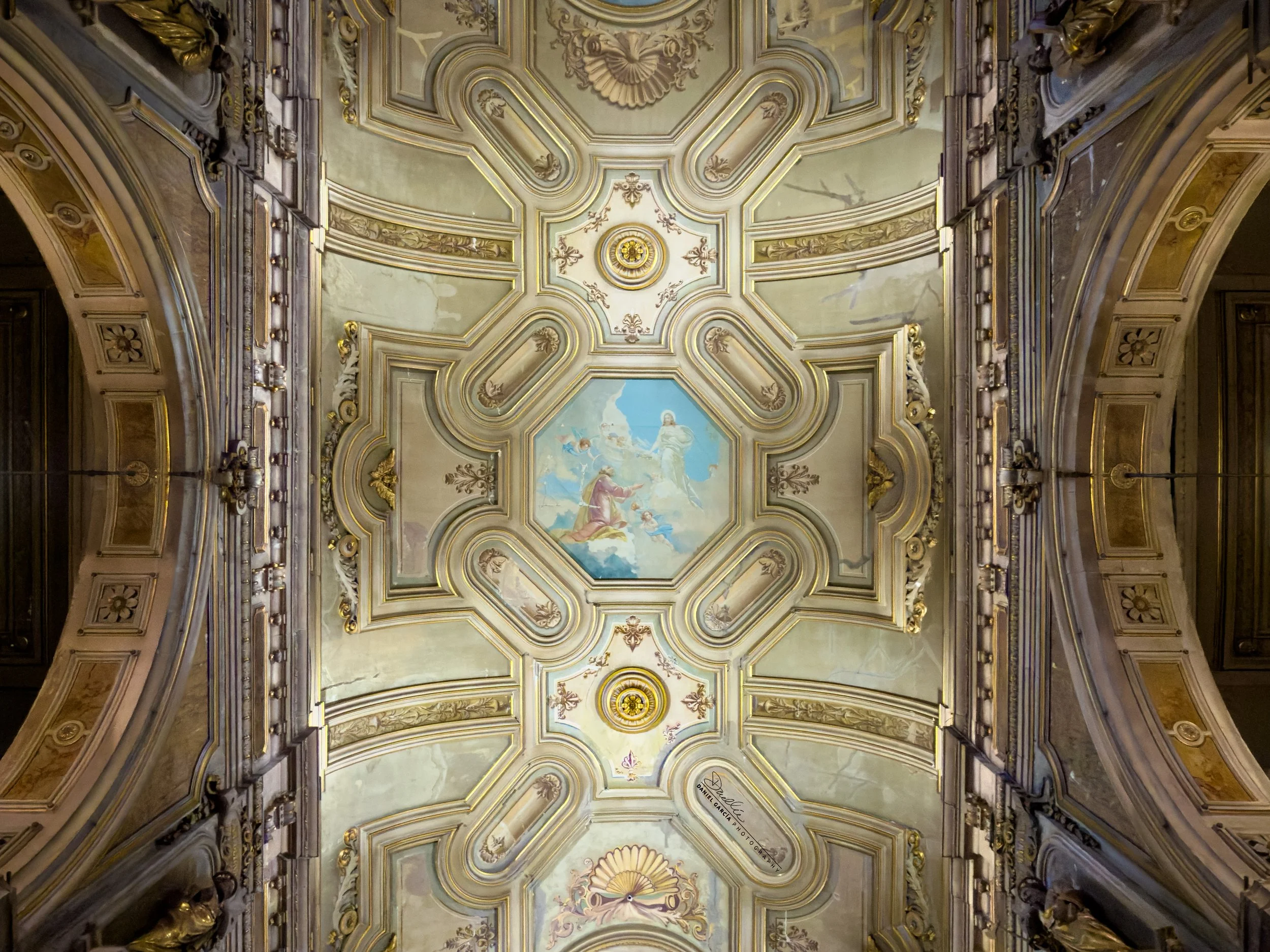 IMG_5300-1 El Techo Catedral Metropolitana de Santiago.jpg