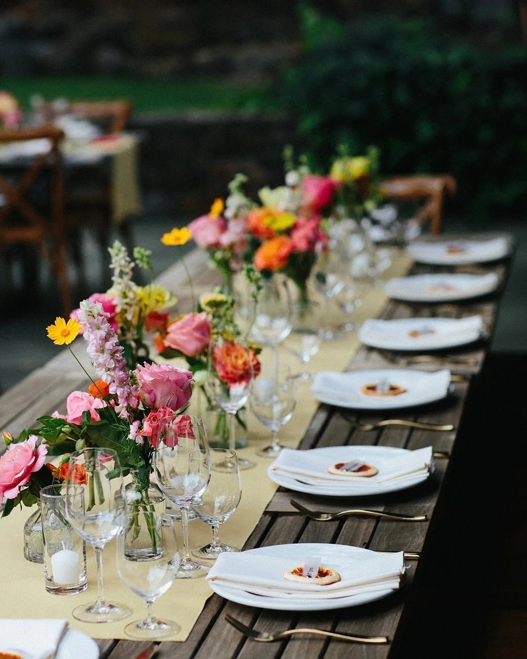 Natural elements with beautiful embellishments- that&rsquo;s our jam!​​​​​​​​
.​​​​​​​​
.​​​​​​​​
Photo by @dianarotheryweddings​​​​​​​​
Florals by @poppystone​​​​​​​​
Venue @westerbekeranch​​​​​​​​
Rentals @encoreeventsrentals​​​​​​​​
.​​​​​​​​
.​​​