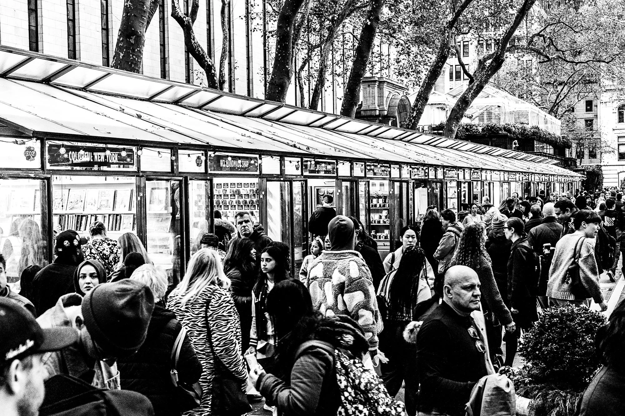 Christmas in New York City.

#newyorkcity #nyc #manhattan #streetphotography #photography #canonr #canonphotography #shotoncanon 
#blackandwhite #blackandwhitephotography #bryantpark #christmas