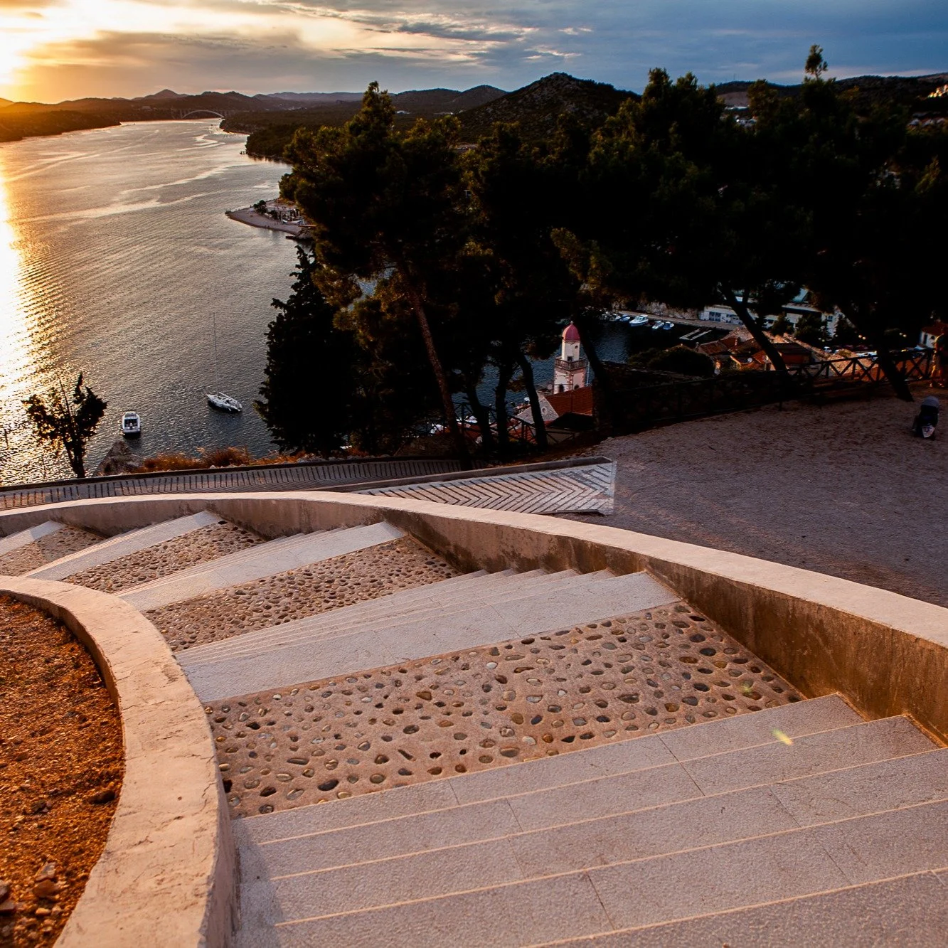 Thinking of warmer days from last summer ... Sibenik, Croatia.

#streetphotography #photography #canonr #canonphotography #shotoncanon #croatia #sibenik #sunset
