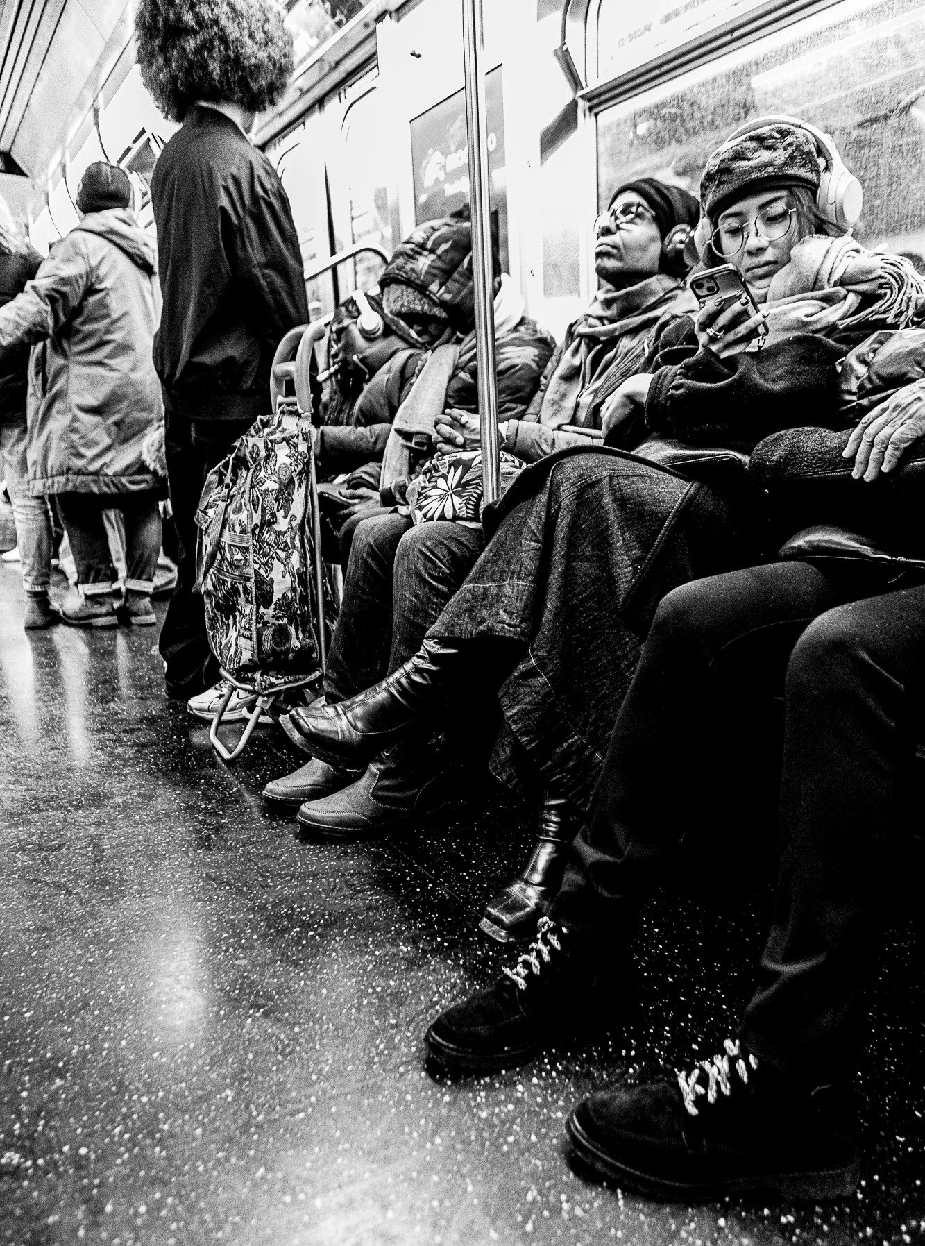 The subway, New York City

#newyorkcity #nyc #manhattan #streetphotography #photography #canonr #canonphotography #shotoncanon 
#blackandwhite #blackandwhitephotography