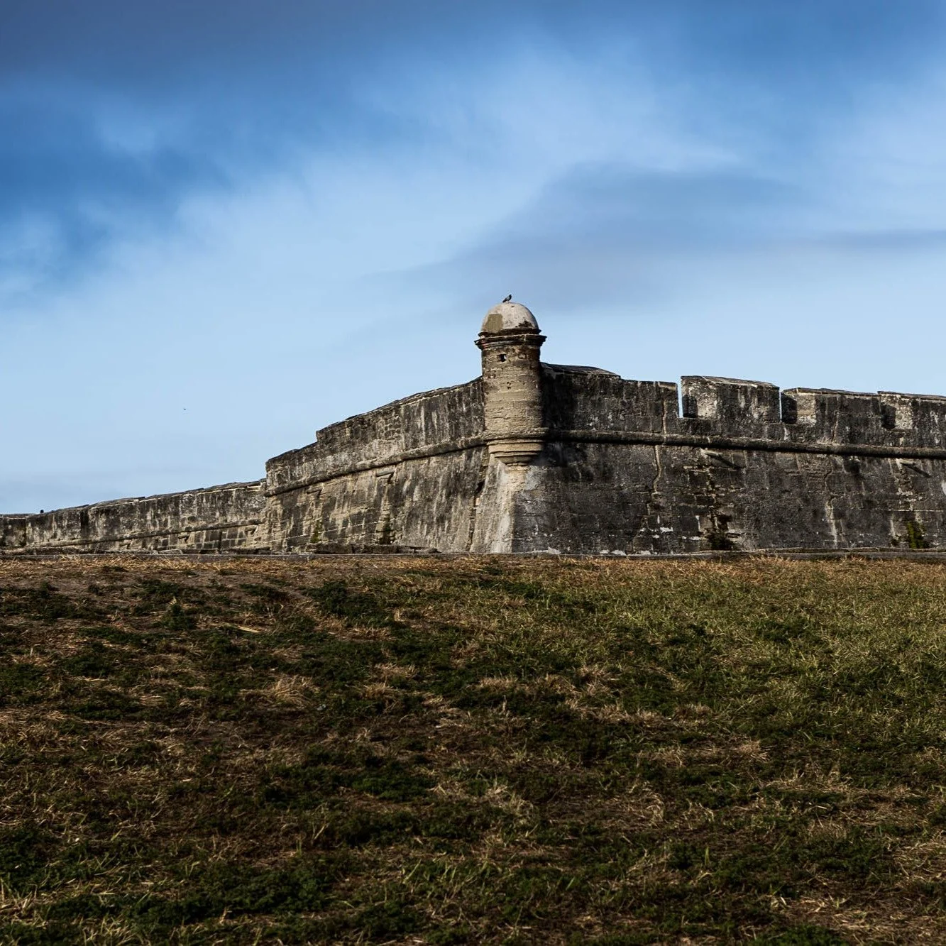 St. Augustine, Florida

#canonphotography #shotoncanon #canonr #photography #streetphotography #florida #saintaugustine #staugustine #ocean #fort