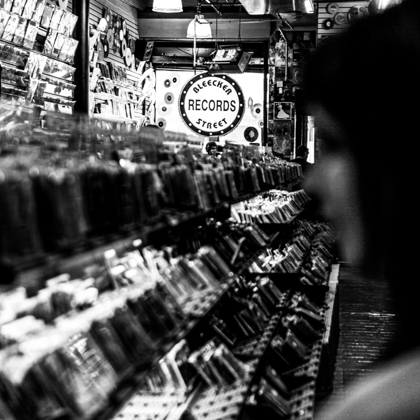2016 : The last days of the old West Village vibe when Bleecker Street Records still existed.

#canonphotography #shotoncanon #canon5D2 #canon5dii #photography #streetphotography #blackandwhite #blackandwhitephotography #music #recordstore #bleeckers