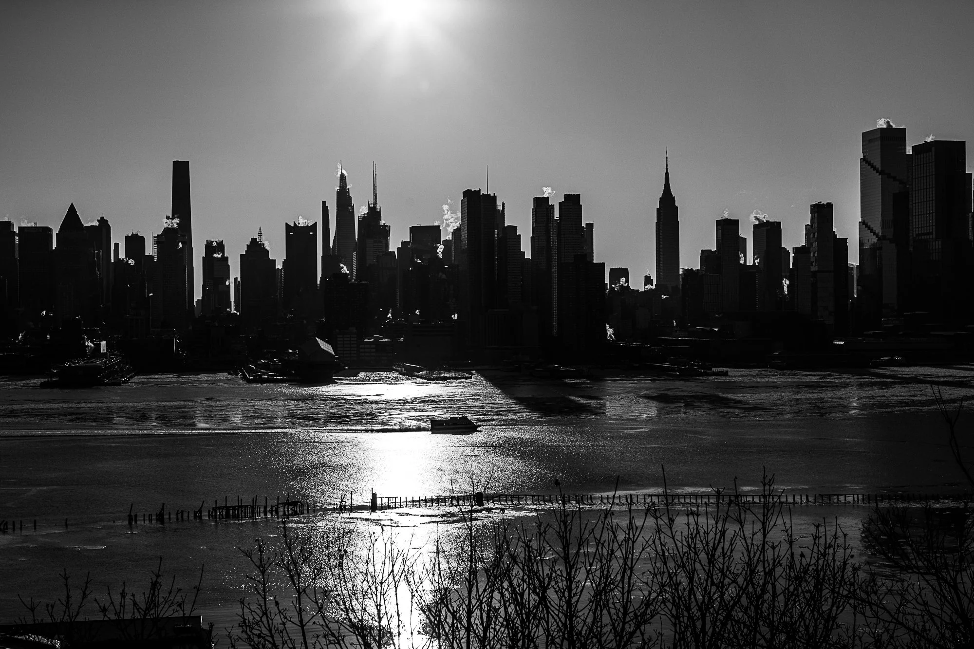 New York City skyline at sunrise. Slipped on the ice getting these shots. 

#newyorkcity #nyc #manhattan #photography #canonr #canonphotography #shotoncanon 
#blackandwhite #blackandwhitephotography