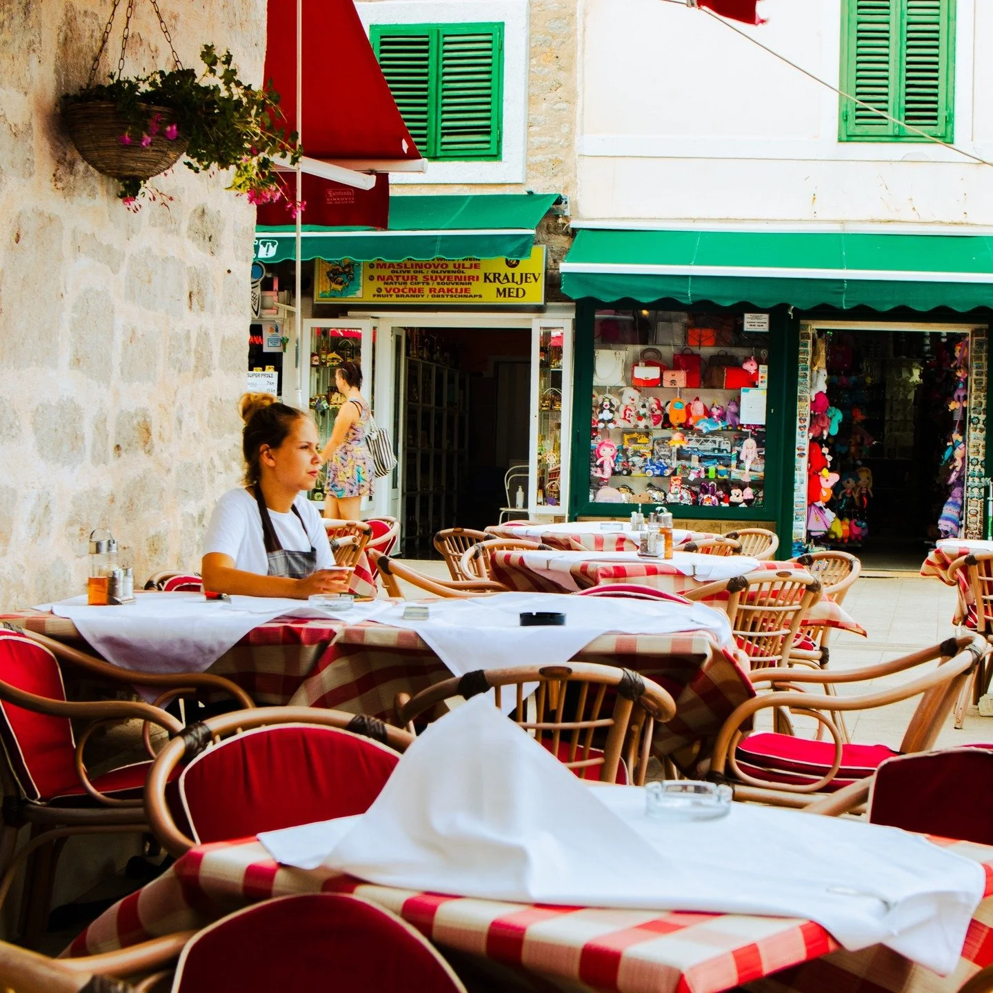 One of my cappuccino pit stops in Vodice, Croatia.

#croatia #vodice #canon #canonr #canonphotography #travelphotography