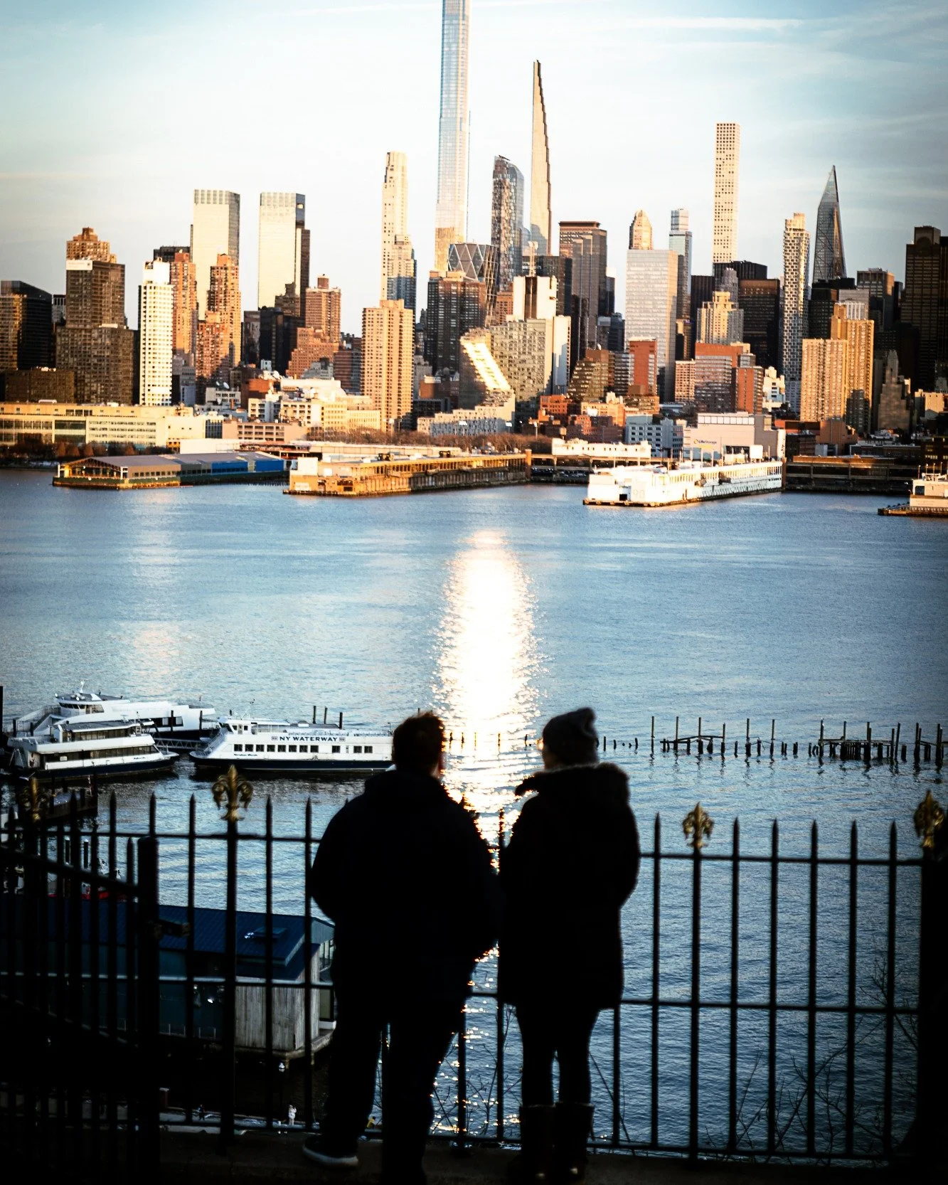 New York City sunset.

#newyorkcity #nyc #manhattan #streetphotography #photography #canonr #canonphotography #shotoncanon #sunset