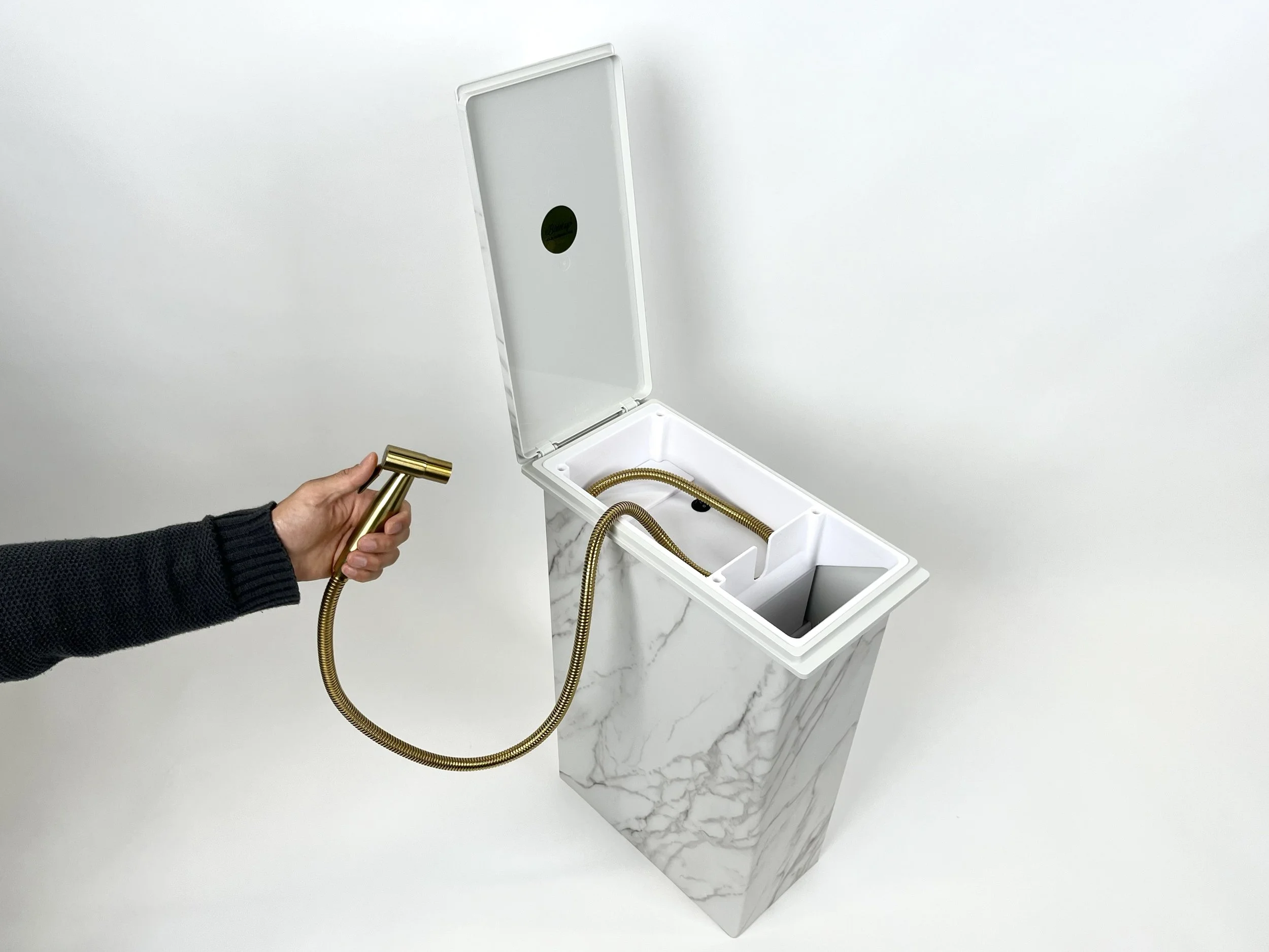 Marble holding hose.jpg