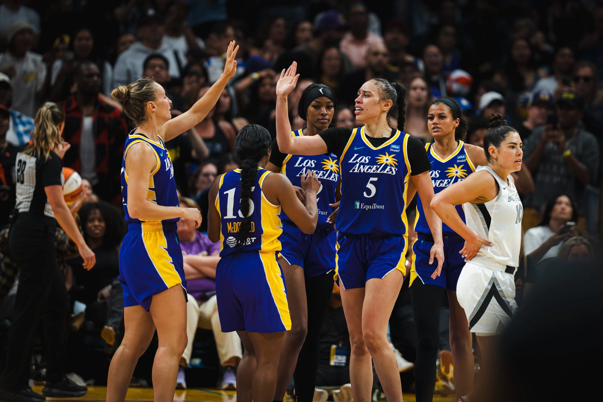 LA SPARKS VS MYSTICS-9.jpeg