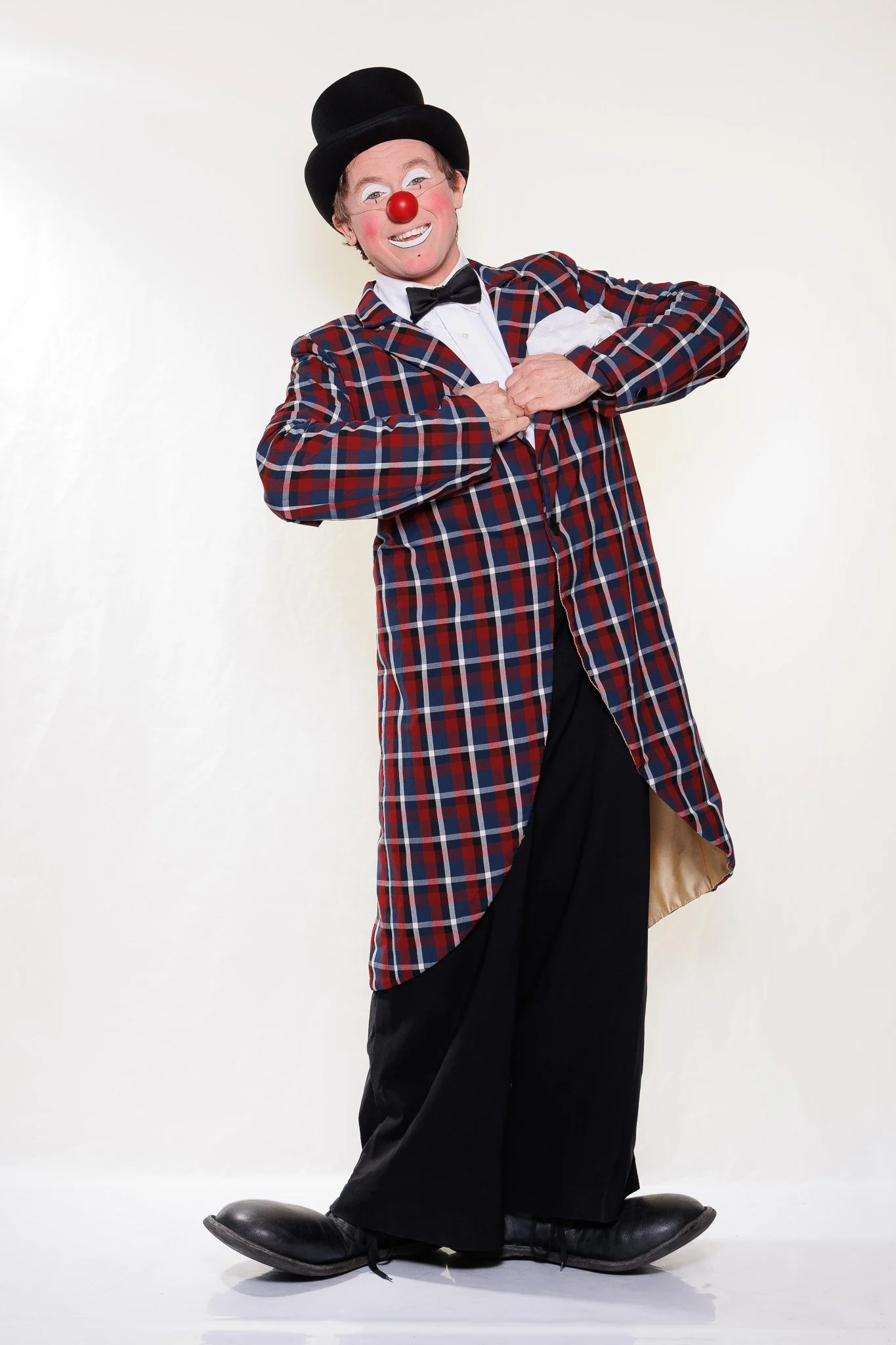 cornicello_trevor_clownW-4 e.jpg