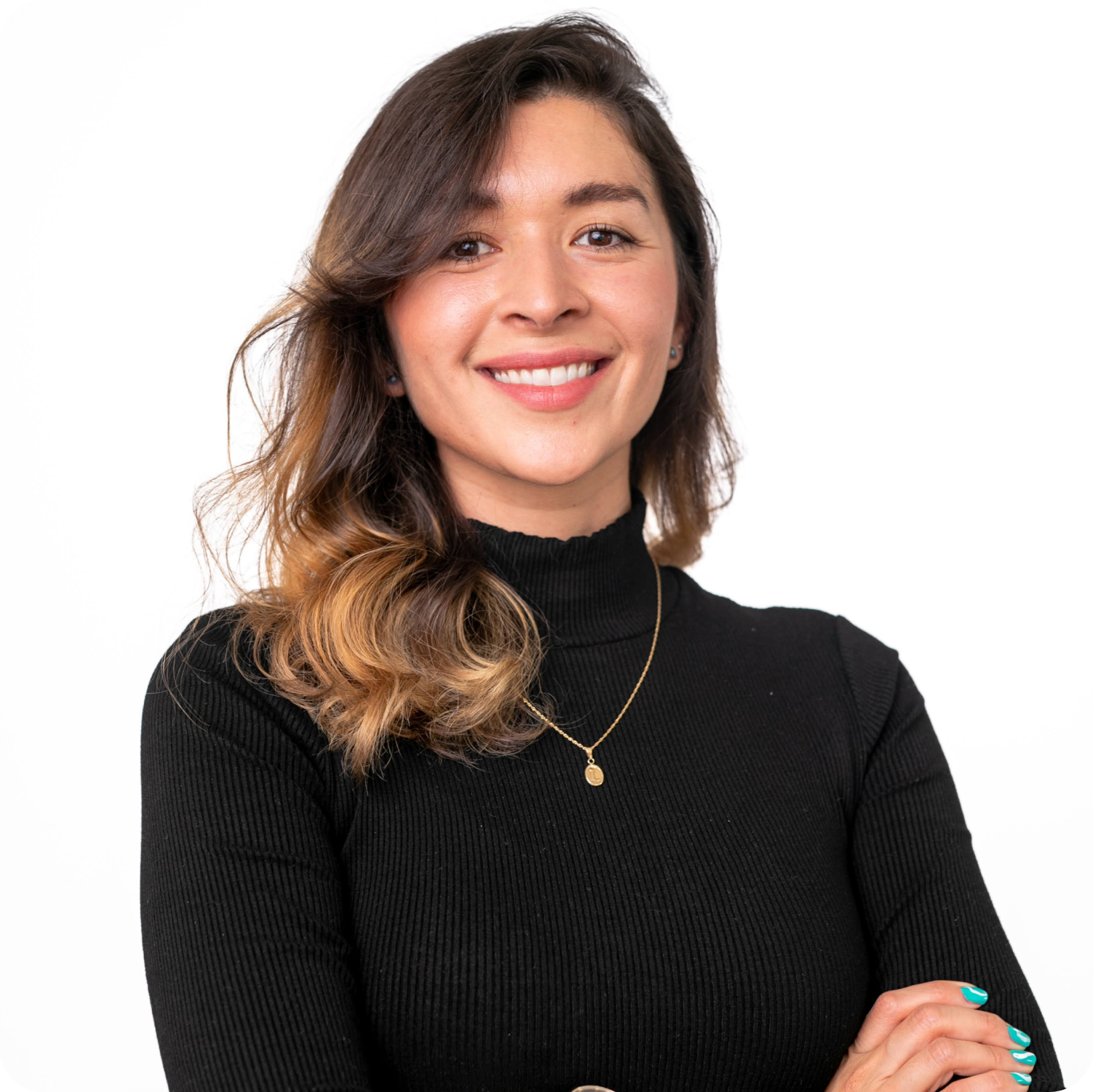 Lilibeth Bustos Linares | Communication & Design Leader | Imposter Syndrome Coach | Founder