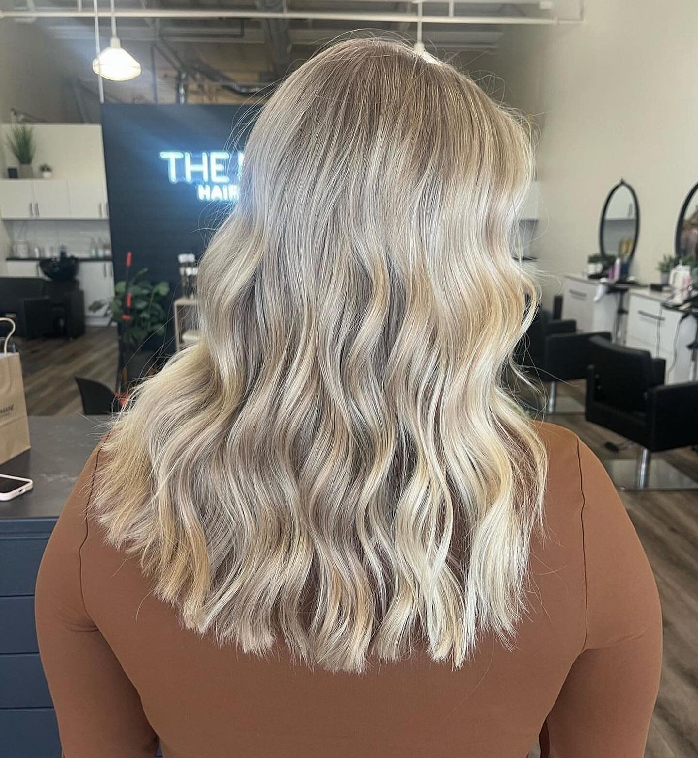 time for a change💇🏼&zwj;♀️✨ by @ashleylindhout.hair