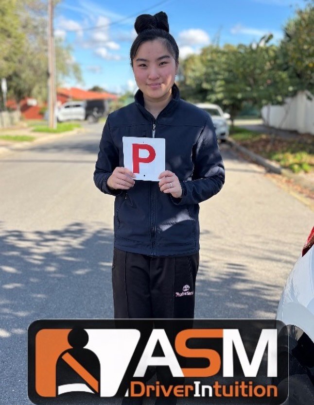 Well done Alice. A lot of happy tears were spilled, but it was a great day and a good result. A weight has been lifted off your shoulders, I hope you enjoy everything your new licence brings. All the best. #pplates #asmdriverintuition