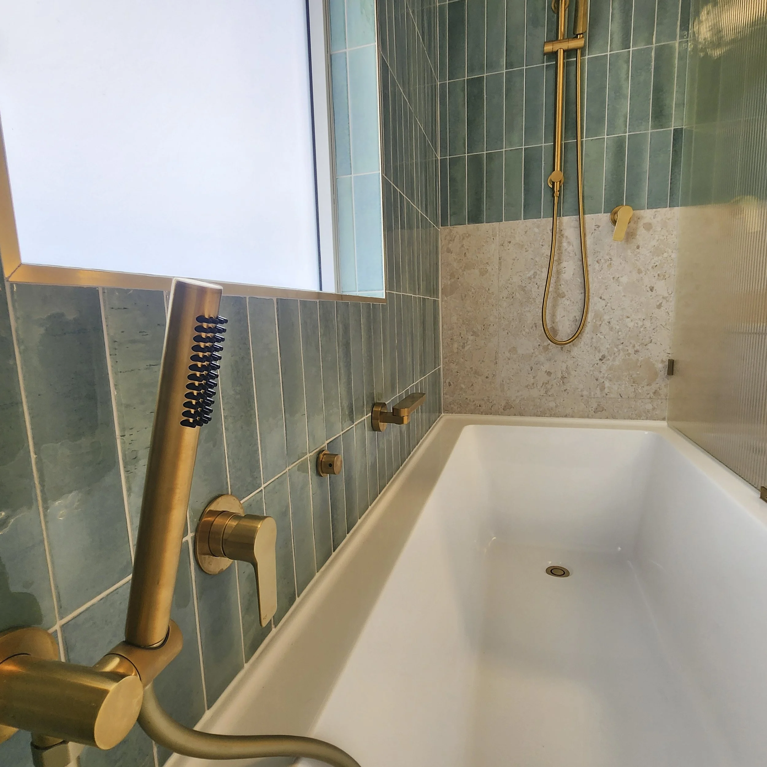BP-Bathrooms_Carine_Amalfi_Urbanline_Atlantis-Antique-11.jpg