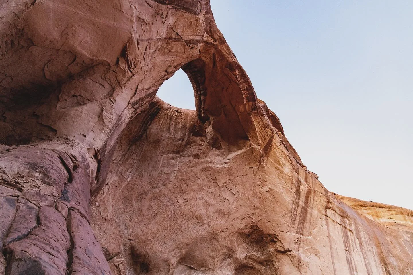 Arches 😍 
That is all 😂
-
-
-
-
-
#MonumentValley #MonumentValleyArches #NaturalArches #ExploreMonumentValley #RedRockArches #SouthwestWonders #CanyonLandscapes #NavajoNation #UtahArches #DesertArches #MonumentValleyViews #EpicLandscapes #RedRockCo