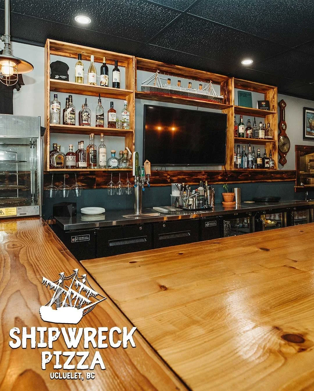 Well, here it is: The official photos of Shipwreck Pizzas new and improved dining room featuring some Dylan Phillips Photography original pieces. To say I&rsquo;m proud is an understatement. When I shot the Royston Wrecks last year I knew the photos 