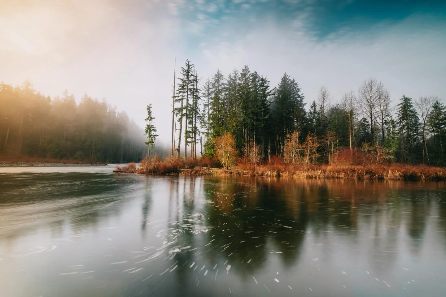 I&rsquo;ve been saving this one all week!
My personal favourite from a foggy morning at the river is this long exposure. I was having a blast shooting these but unfortunately that golden light was short lived. 

What I really like is the way the flow