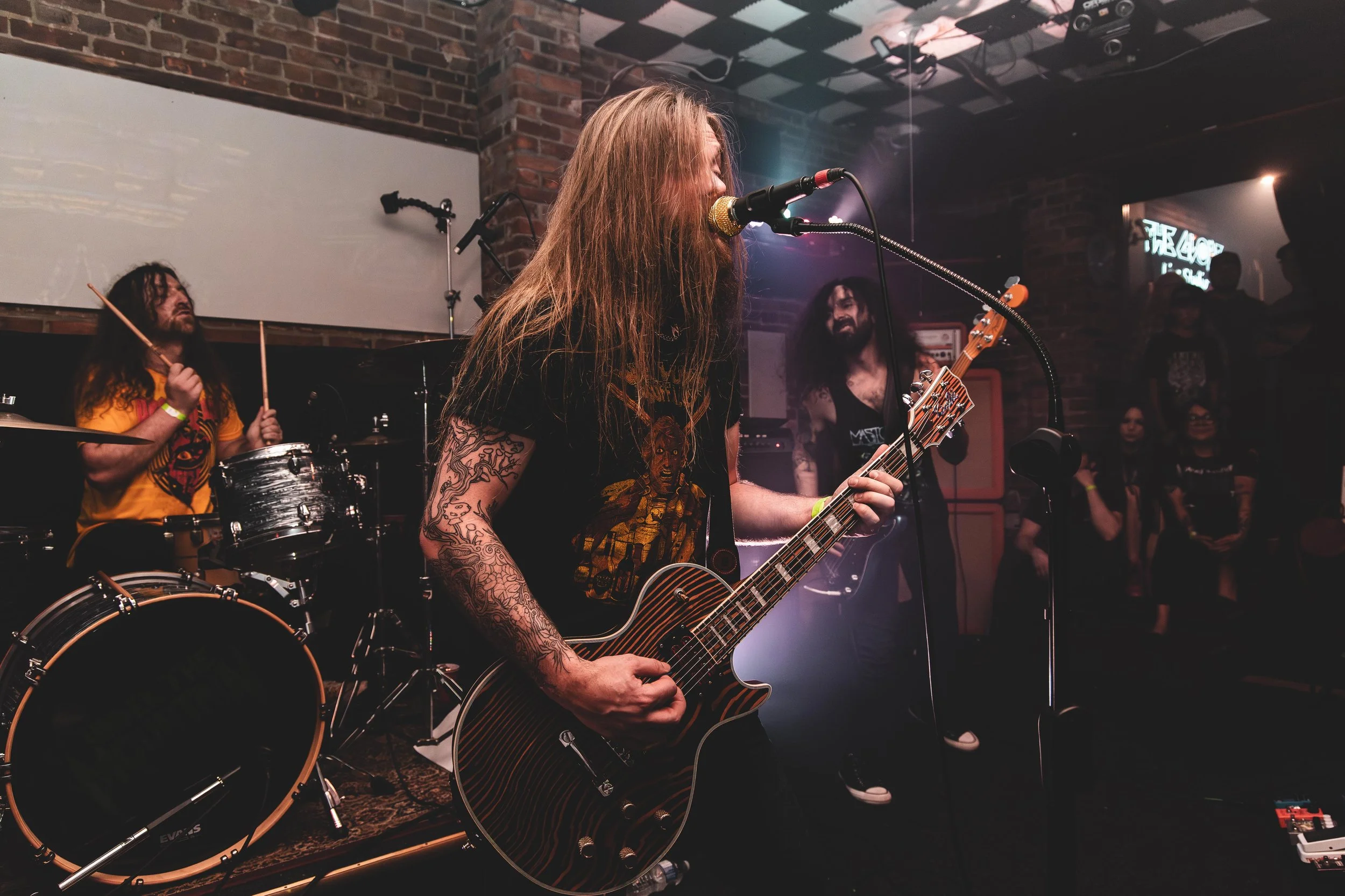 Under The Mountain at the Globe Hotel, Nanaimo B.C, Dylan Phillips Photography