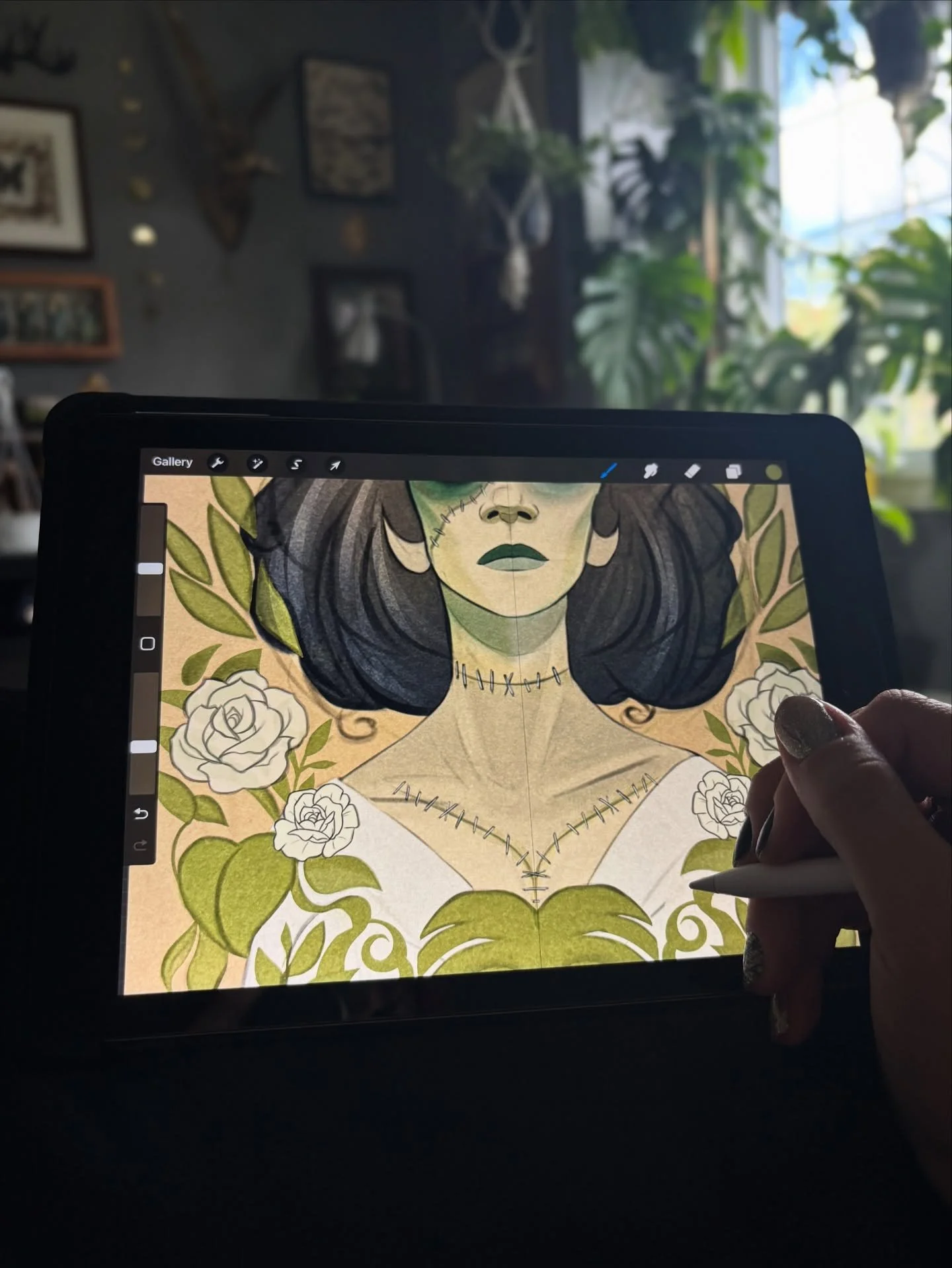 Autumn days in the Monster Lab Studio, finishing up this lovely Bride from my new series 🖤⚡️ Perfect view of the forest and the changing leaves; moody, dark, a little spooky, just how I like it. 👻

#Hallowette #DarkArtist #BrideOfFrankenstein #spoo