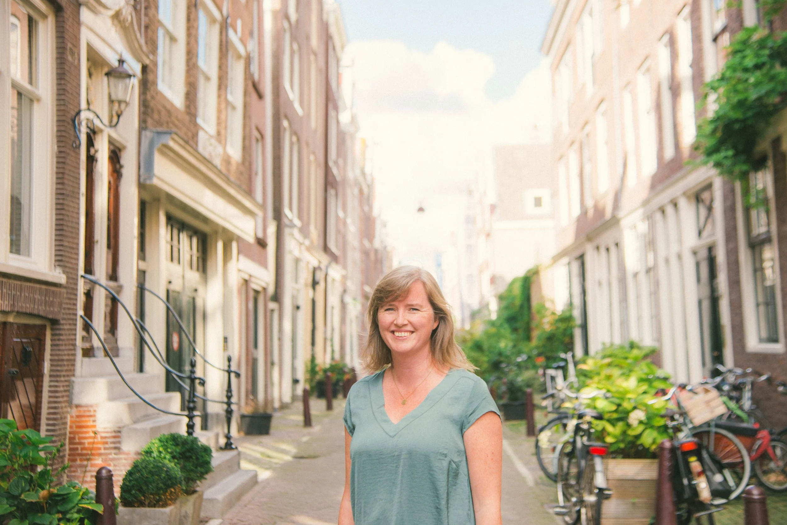 About — Claire Buswell