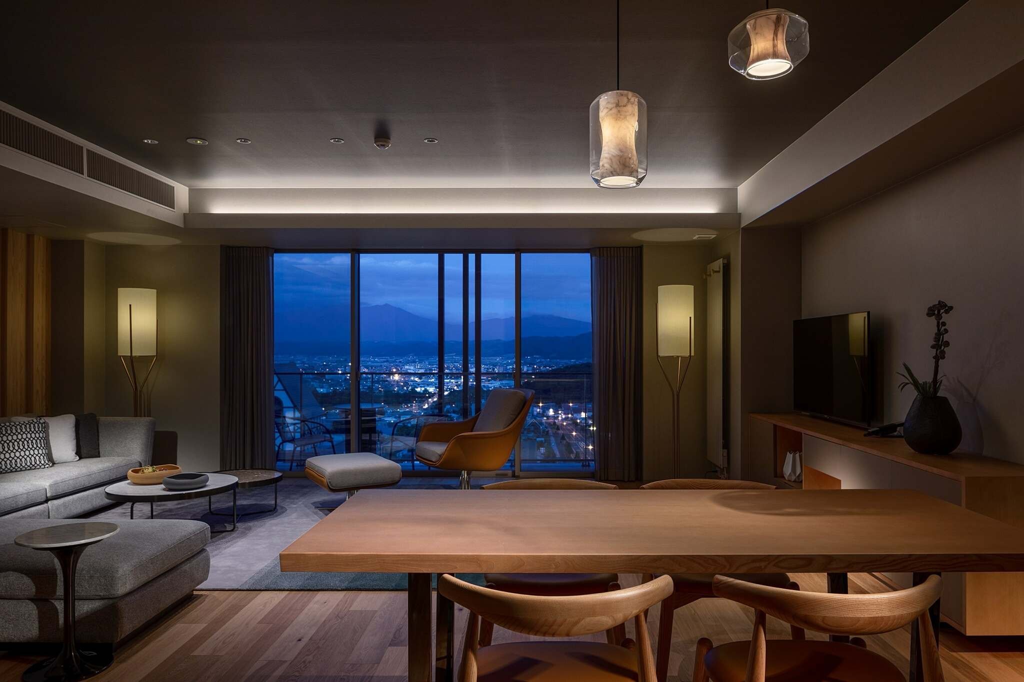 FF-3-BDR-Penthouse-Suite-706-8.jpg