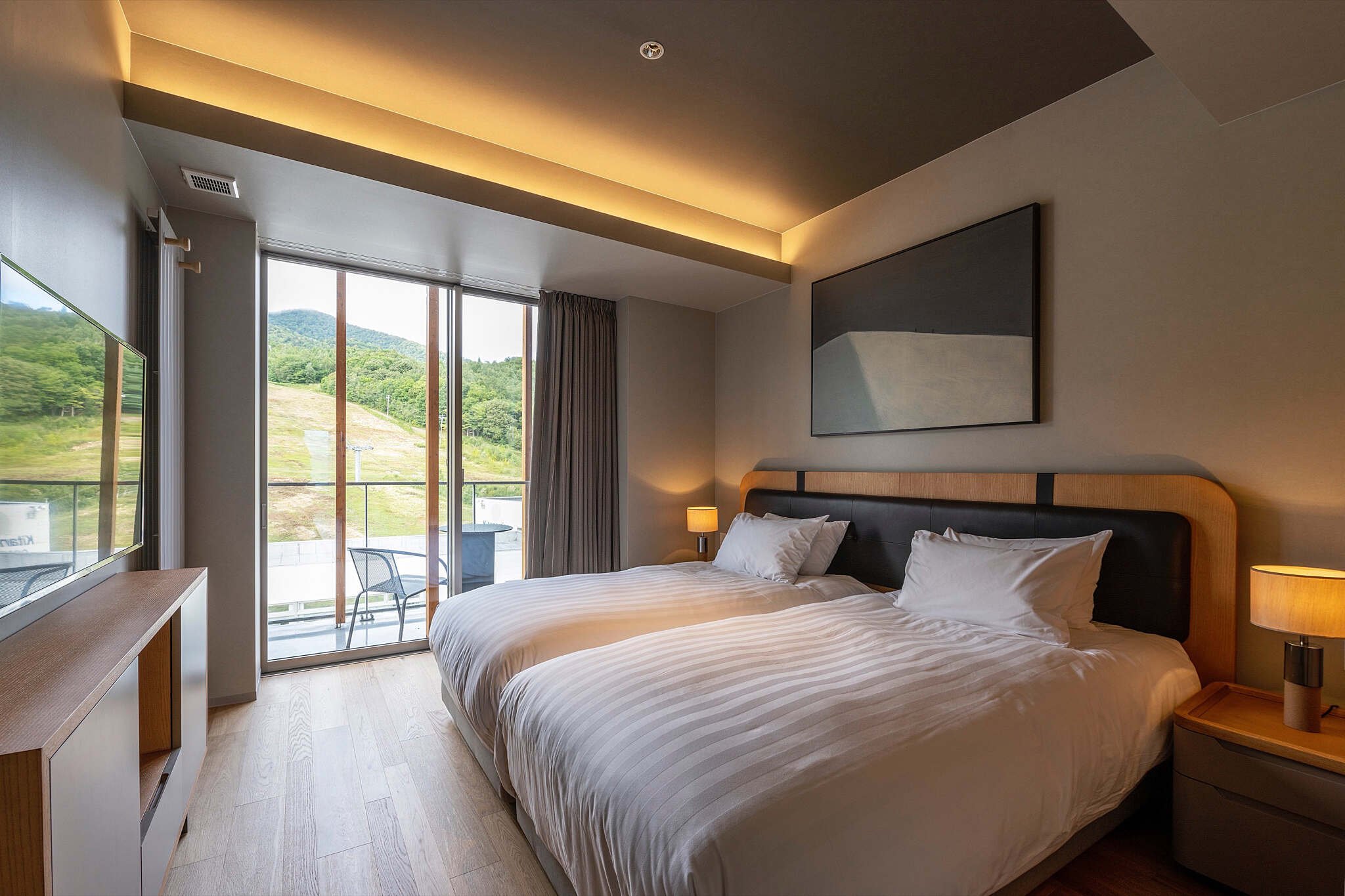 FF-3-BDR-Penthouse-Suite-706-4.jpg