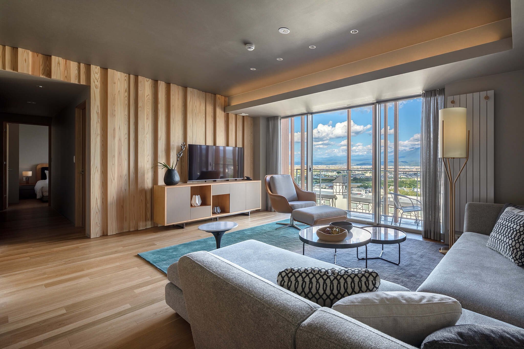 FF-3-BDR-Penthouse-Suite-701-5.jpg