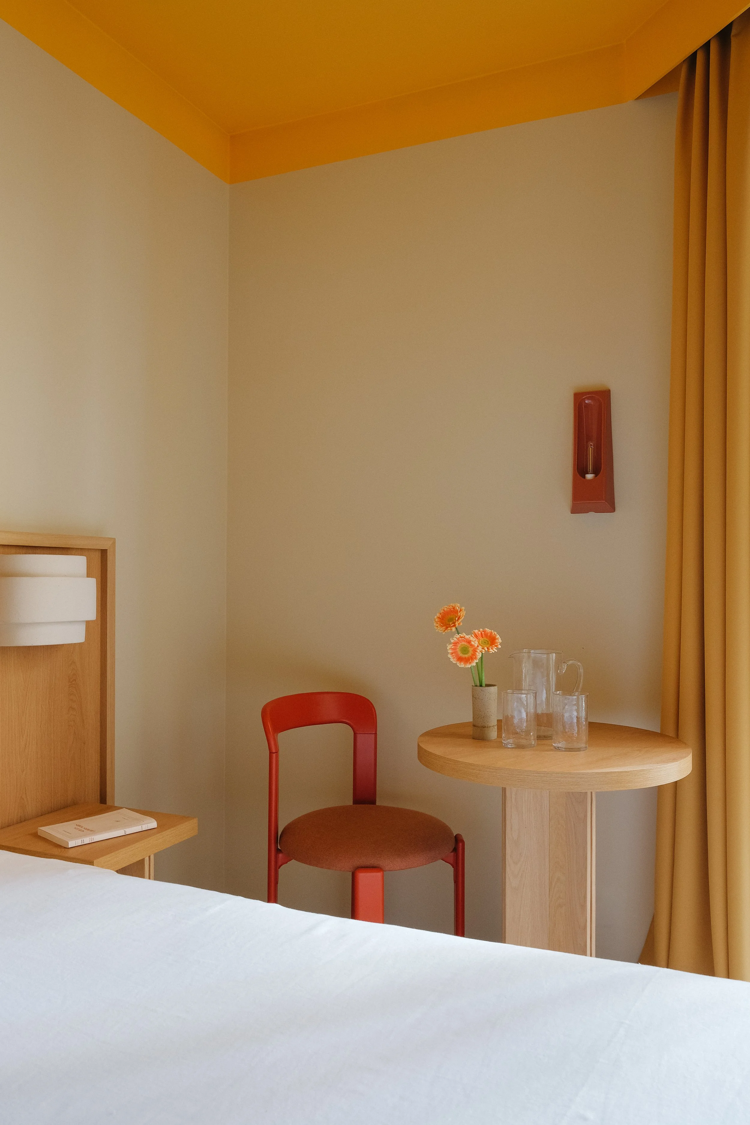 HÔTEL VAUGIRARD - Paris, 15e