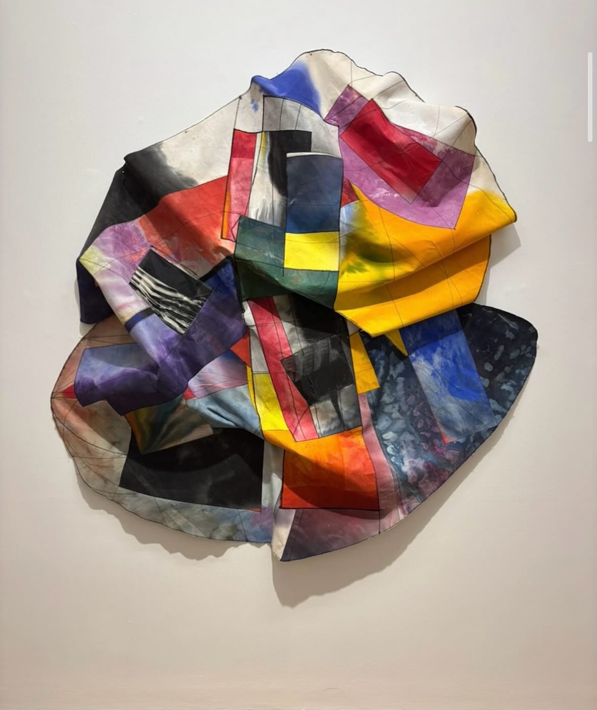Sam Gilliam show on at IMMA at the moment. A great show and an artist with links to The Ballinglen Foundation, County Mayo. 

#samgilliam @immaireland @ballinglen_arts_foundation