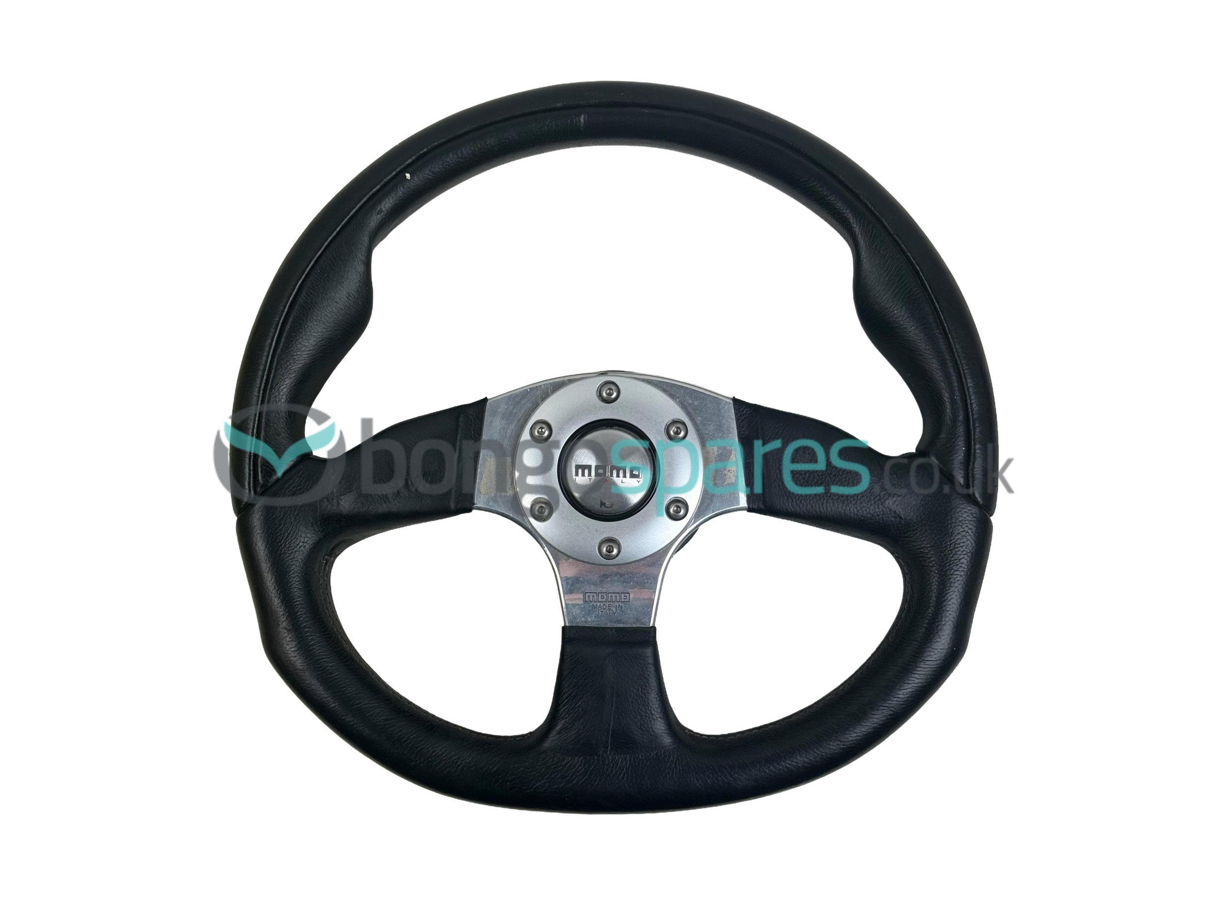 Used Steering Wheel-2.png