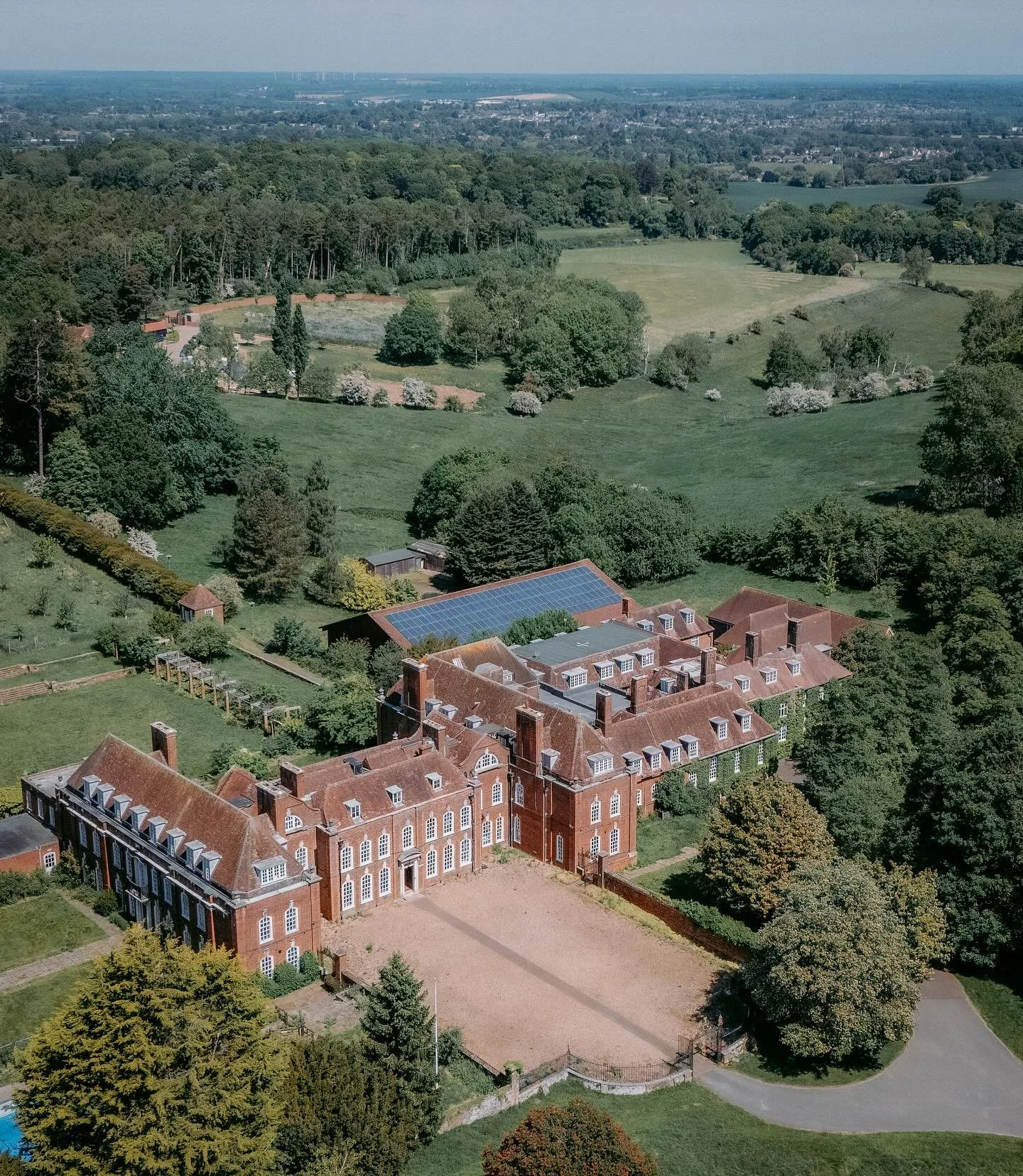 Planning approved 🌿

We&rsquo;re proud to share that full planning and listed building consent has been granted at Temple Dinsley Park &mdash; formerly Princess Helena College &mdash; a landmark estate with nearly 900 years of history, first gifted 