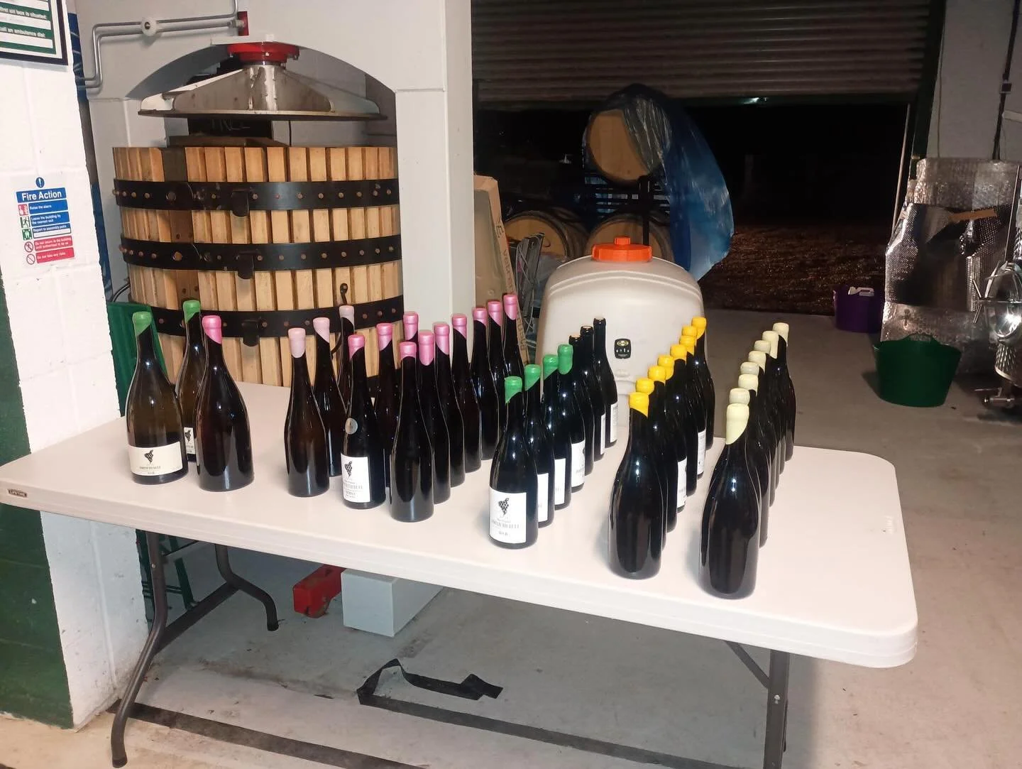 &ldquo;Build an English wine fair&hellip; they will come&rdquo; 🔥😇 

Bottles packed, vibes prepped, and our friends @fortiethrule are on the way. You&rsquo;ve got 36 hours to snag your tickets before these wines hit the stage here in Bristol.

Plea