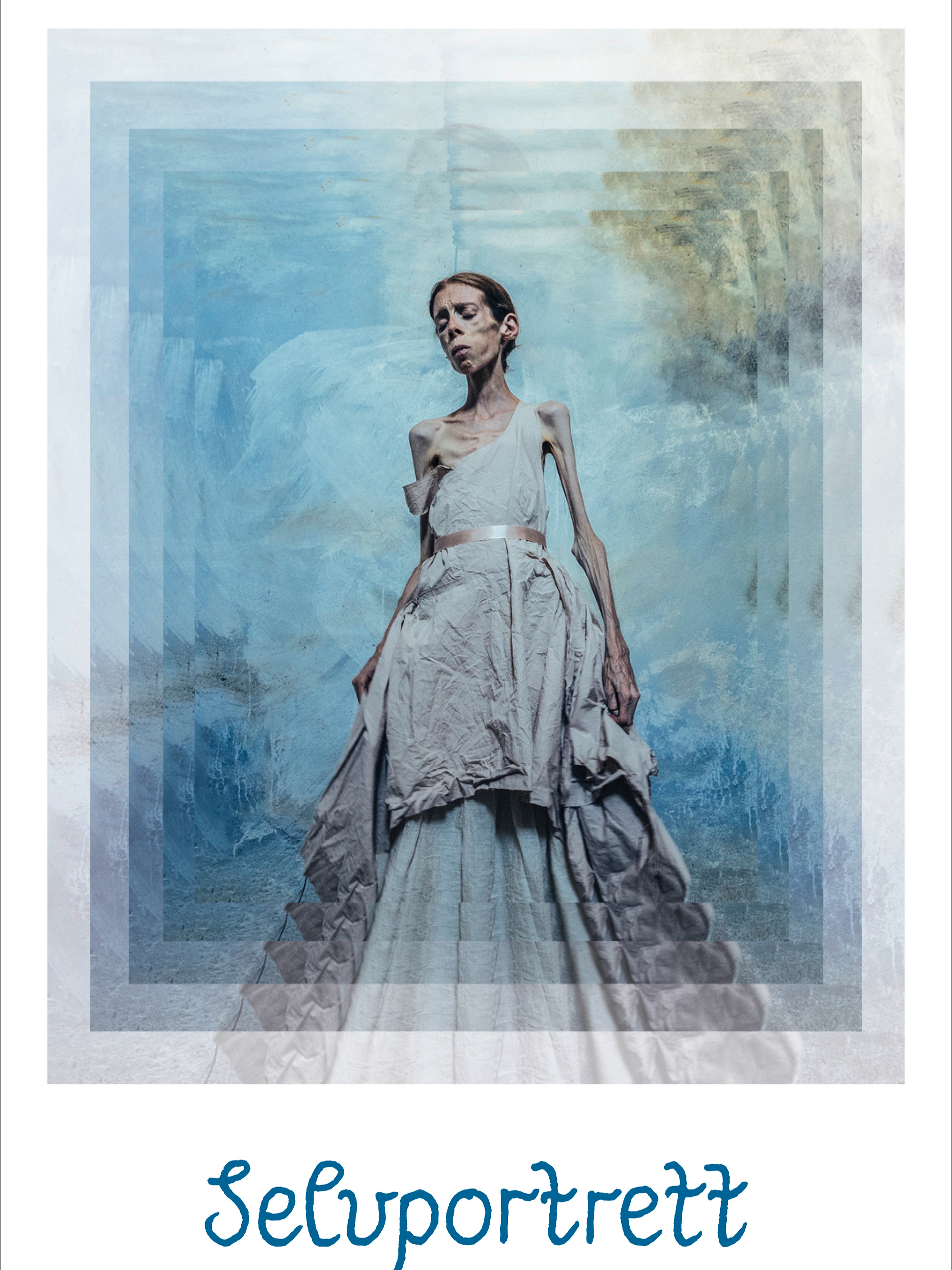 Filmplakat til "Selvportrett".  På plakaten står en kvinne iført en kjole som er laget av laken og dynetrekk. Kvinnen ser underernært ut og har spiseforstyrrelser. Bildet ser ut som et kunstverk med blå og grønntoner i bakgrunn.  Bilde har en "ripple