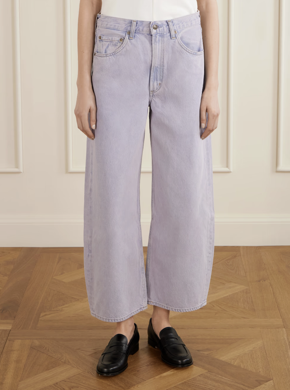 TREND SPOTLIGHT: DENIM WITH A POP OF COLOUR 