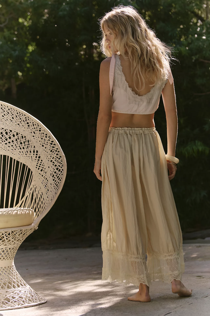 TREND SPOTLIGHT: BLOOMERS