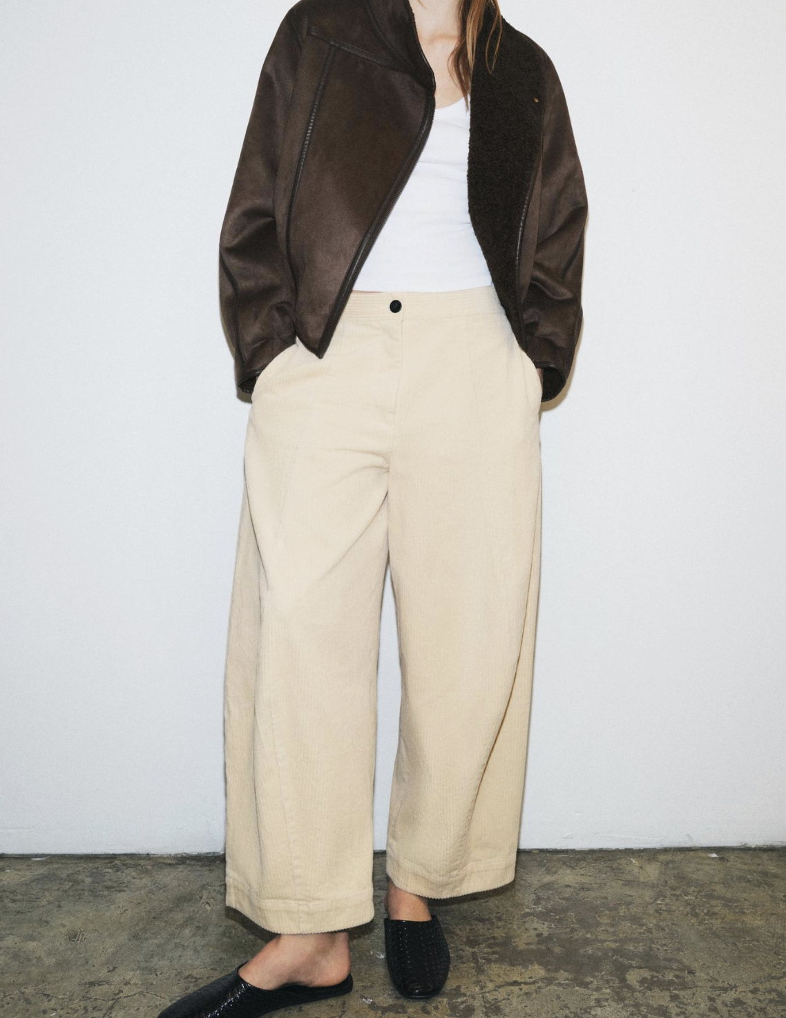 BARREL LEG TROUSERS FOR SPRING