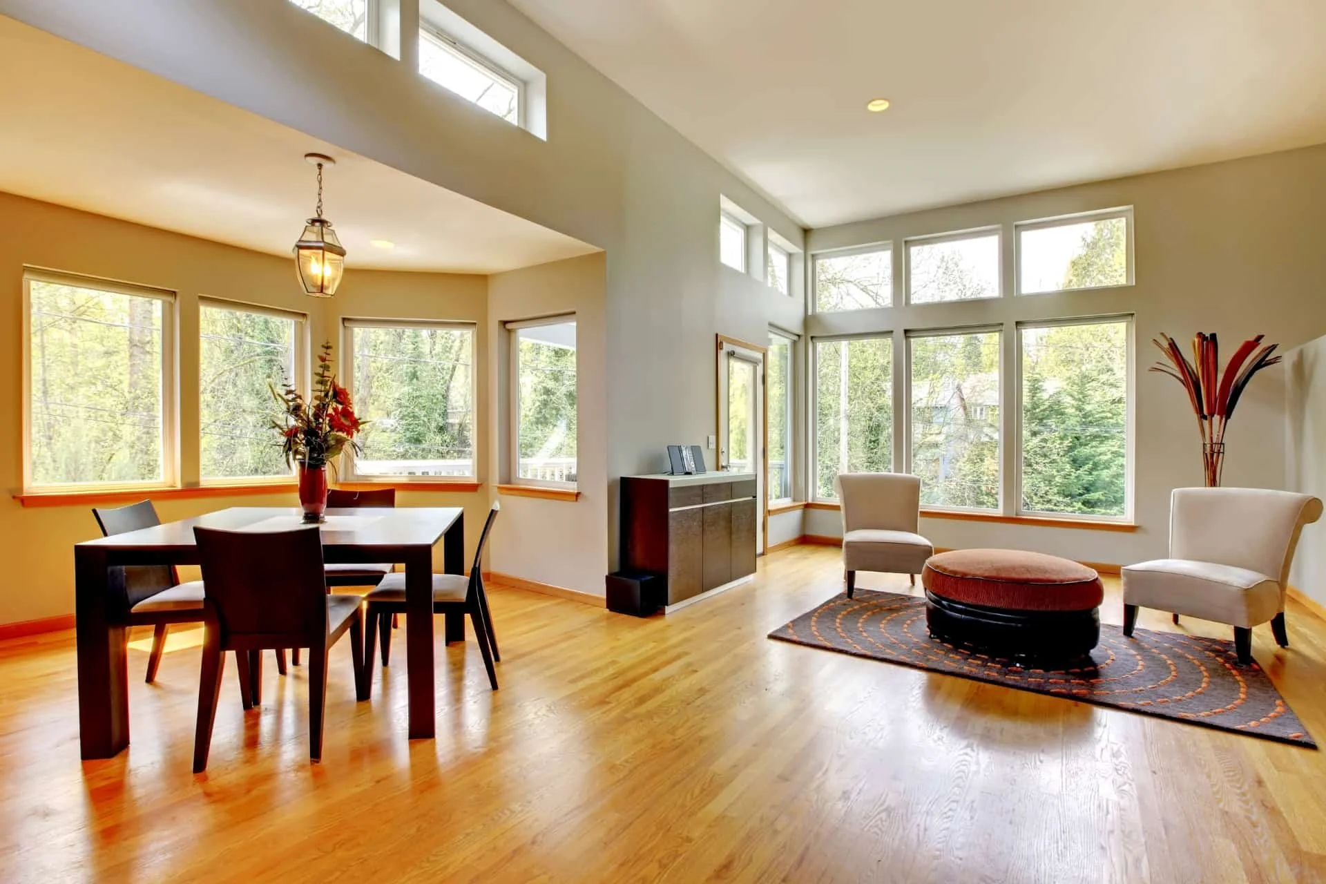 House with a lot of windows in an open floor plan