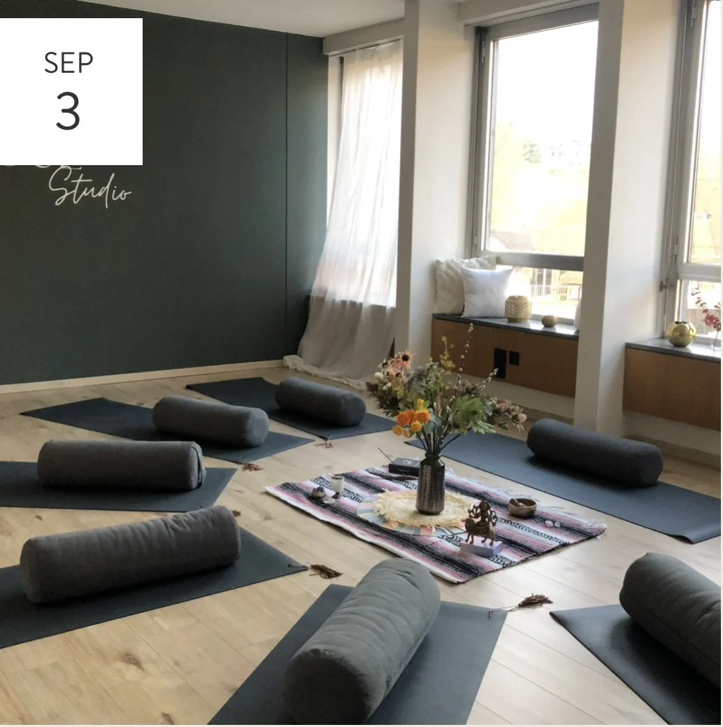 YOGA PRACTICE CIRCLE